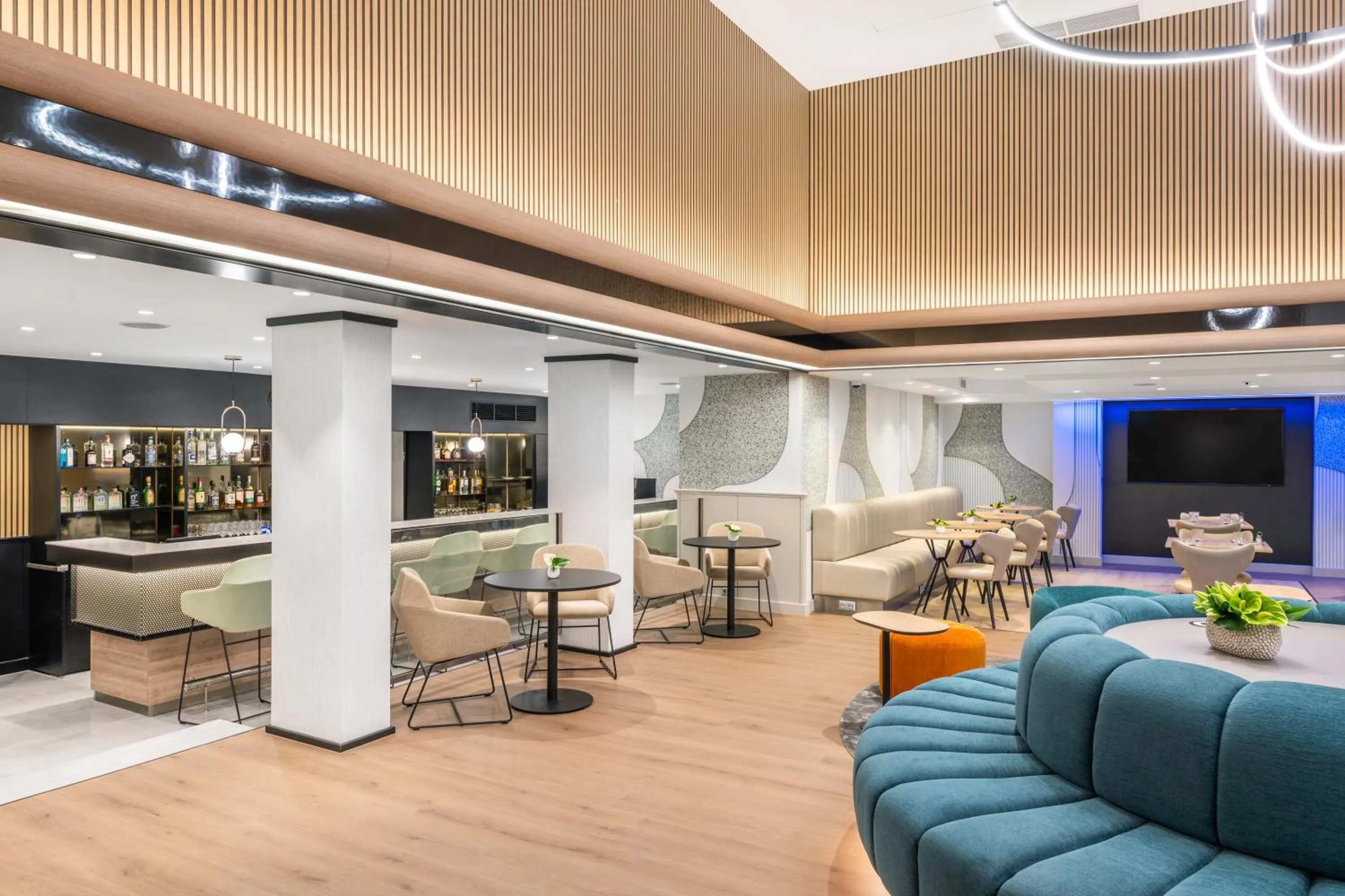 Lounge or bar in Danubius Hotel Hungaria City Center