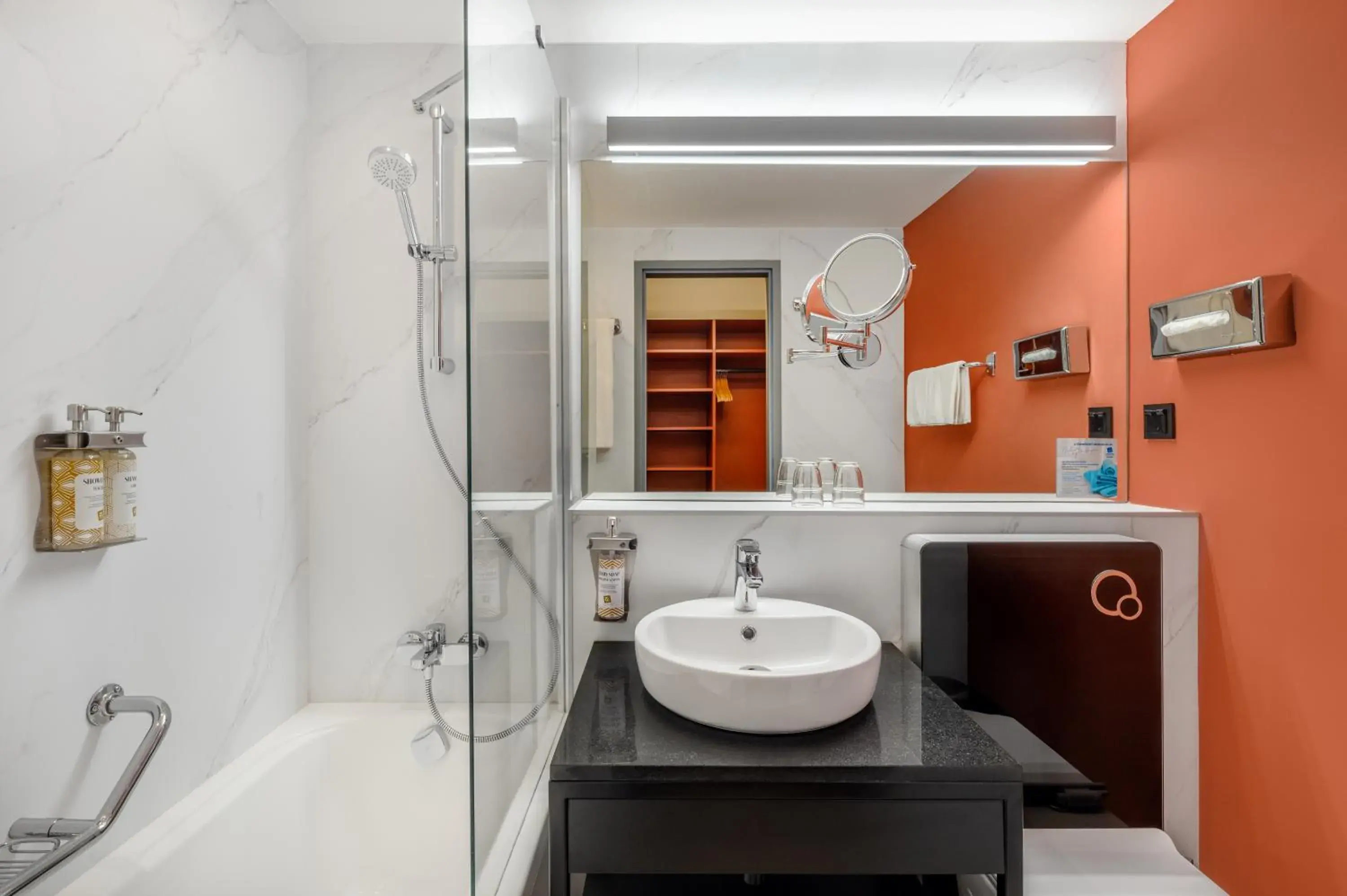 Junior Suite in Danubius Hotel Hungaria City Center Junior Suite in Danubius Hotel Hungaria City Center