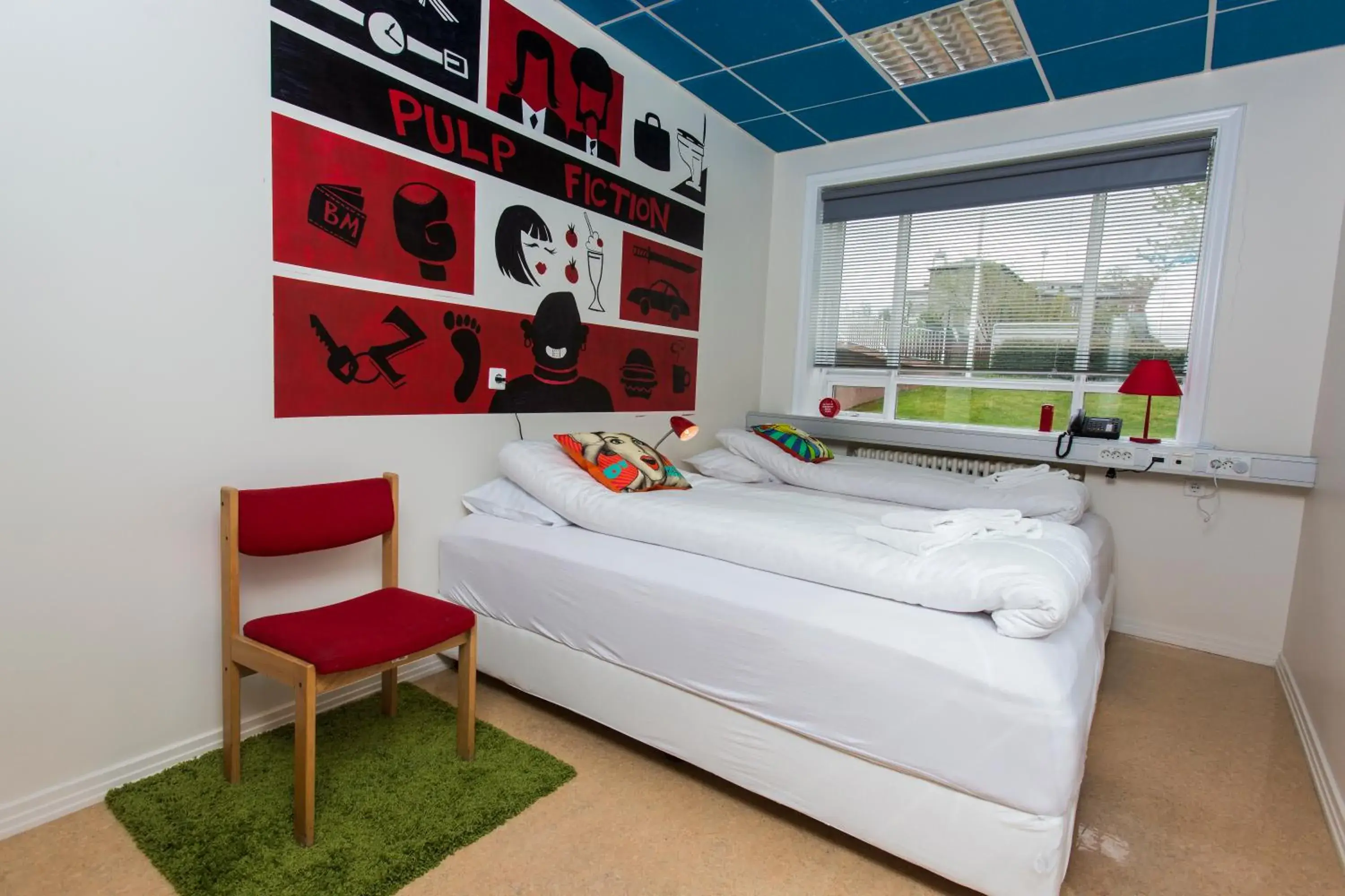 Twin Room with Shared Bathroom in Hostel B47 Twin Room with Shared Bathroom in Hostel B47