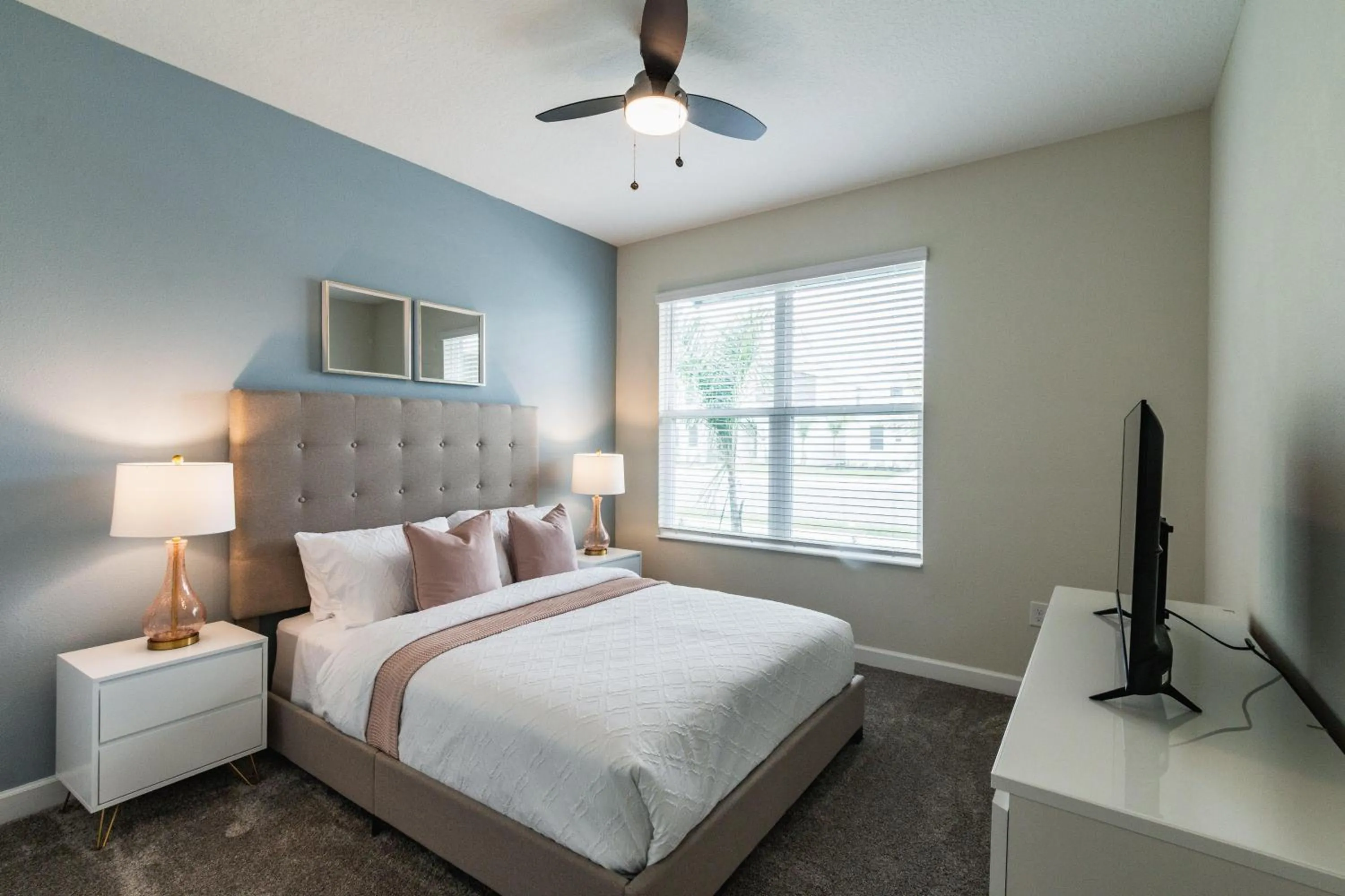 Bed in 700SST-The Retreat at ChampionsGate