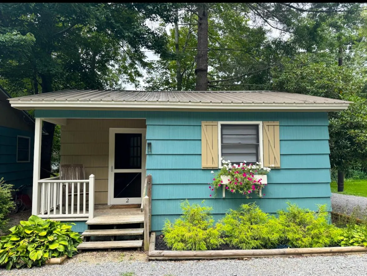 River view in Cozy Creek Cottages