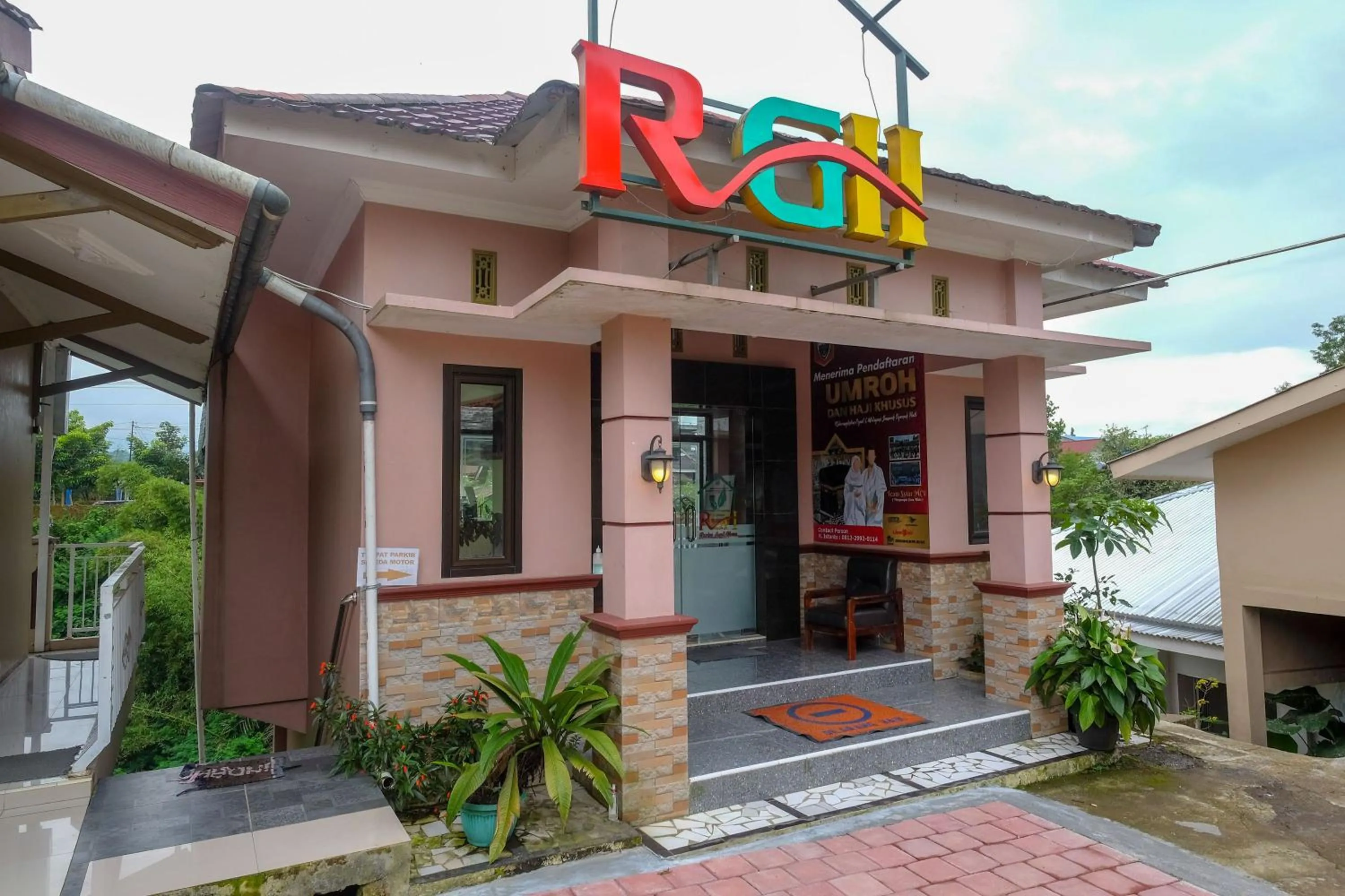 Property building in RedDoorz Syariah near Taman Rekreasi Kalianget Wonosobo