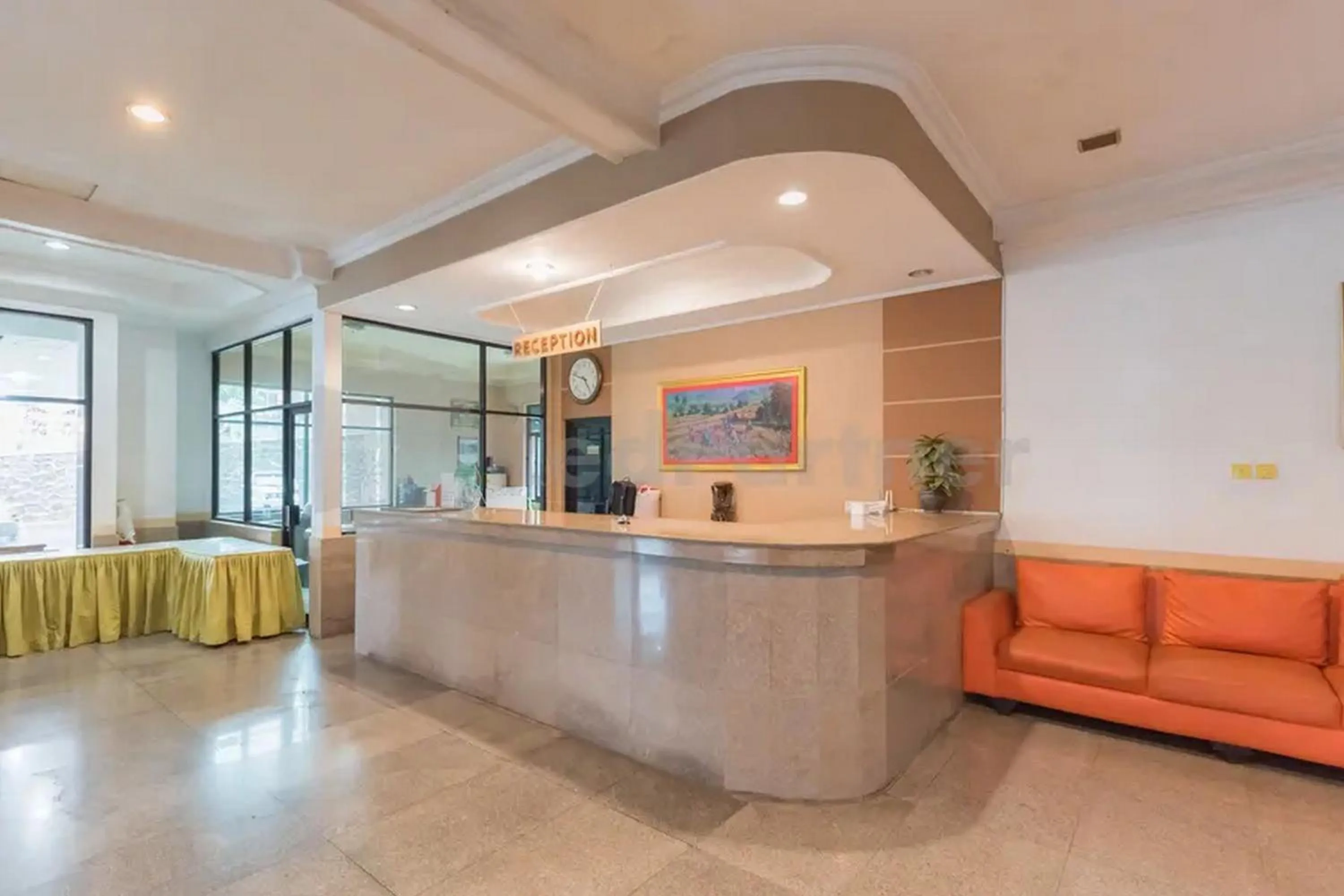 Lobby or reception in Hotel Ayong Linggarjati Kuningan Mitra RedDoorz