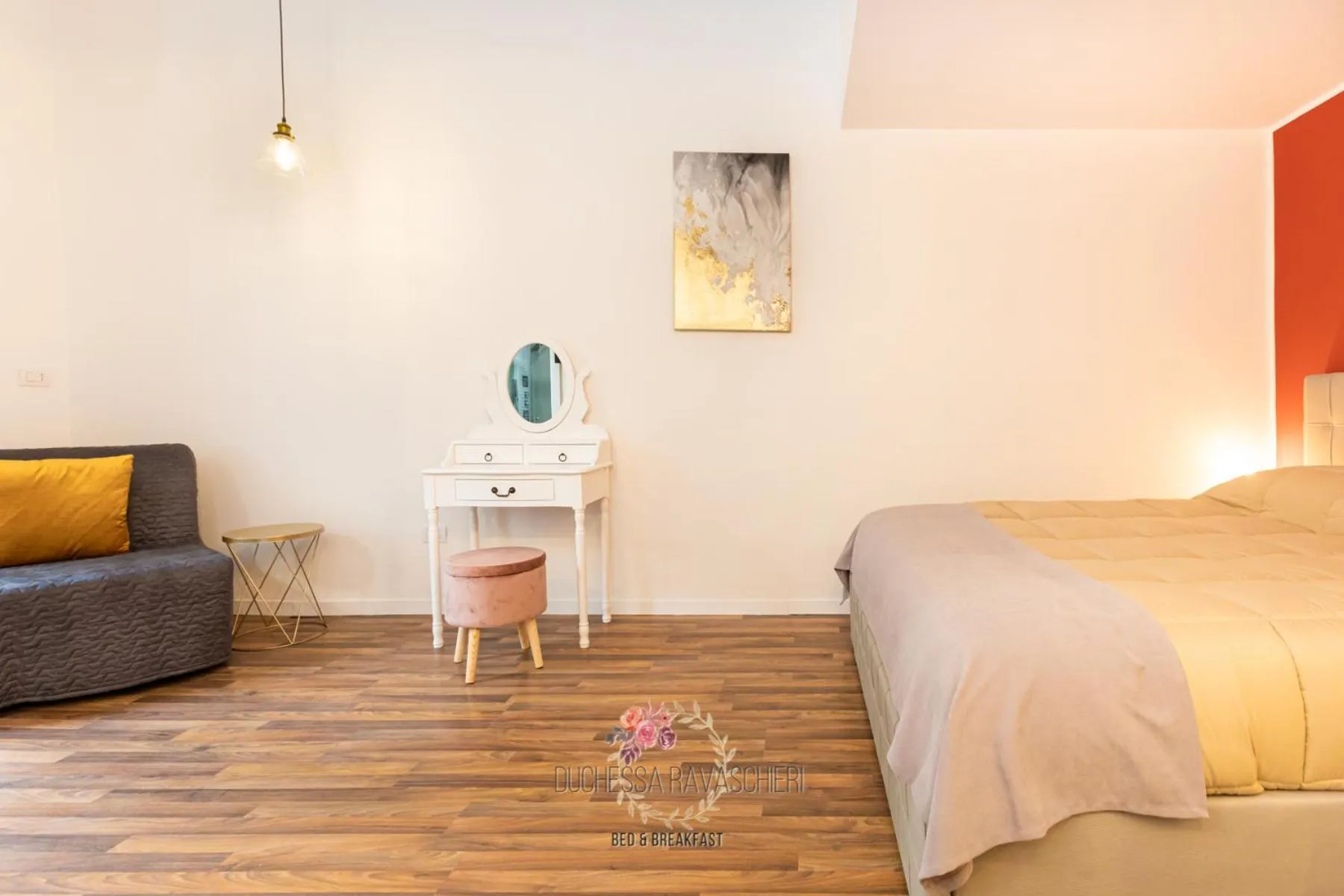 Bed in Duchessa Ravaschieri bed and breakfast