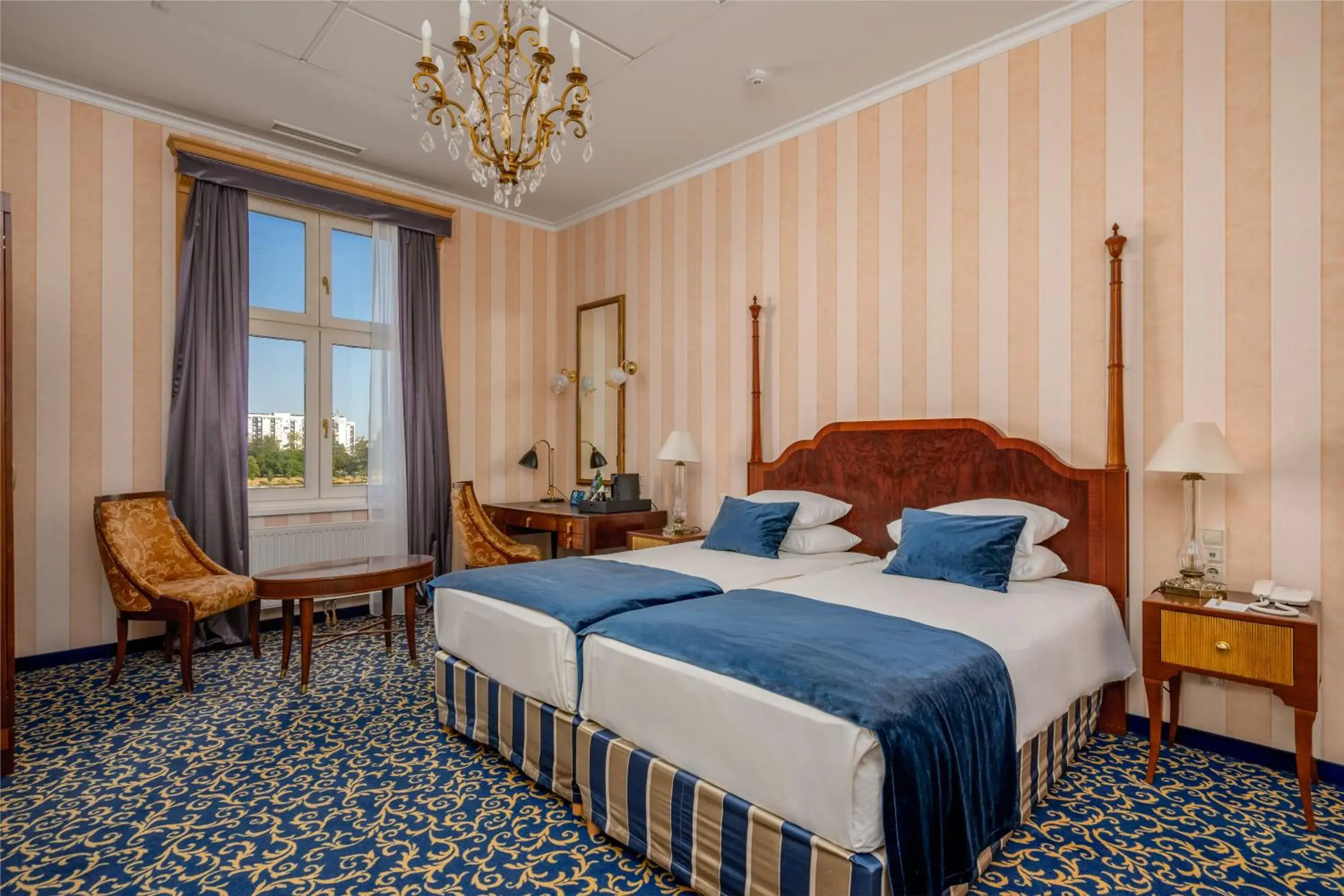 Suite with Wellness and Fitness Access in Ensana Grand Margaret Island Suite with Wellness and Fitness Access in Ensana Grand Margaret Island