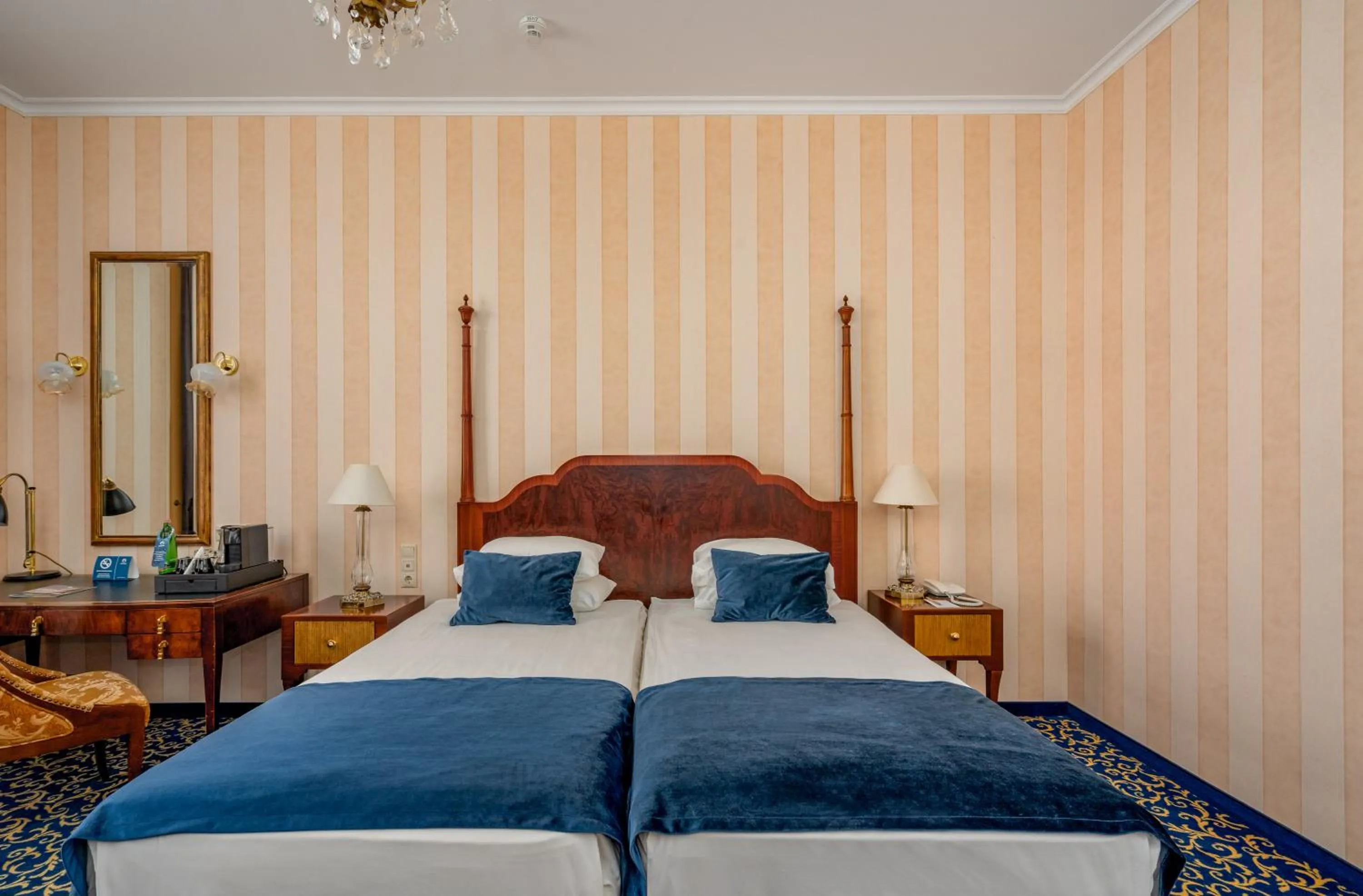 Bedroom, Bed in Ensana Grand Margaret Island