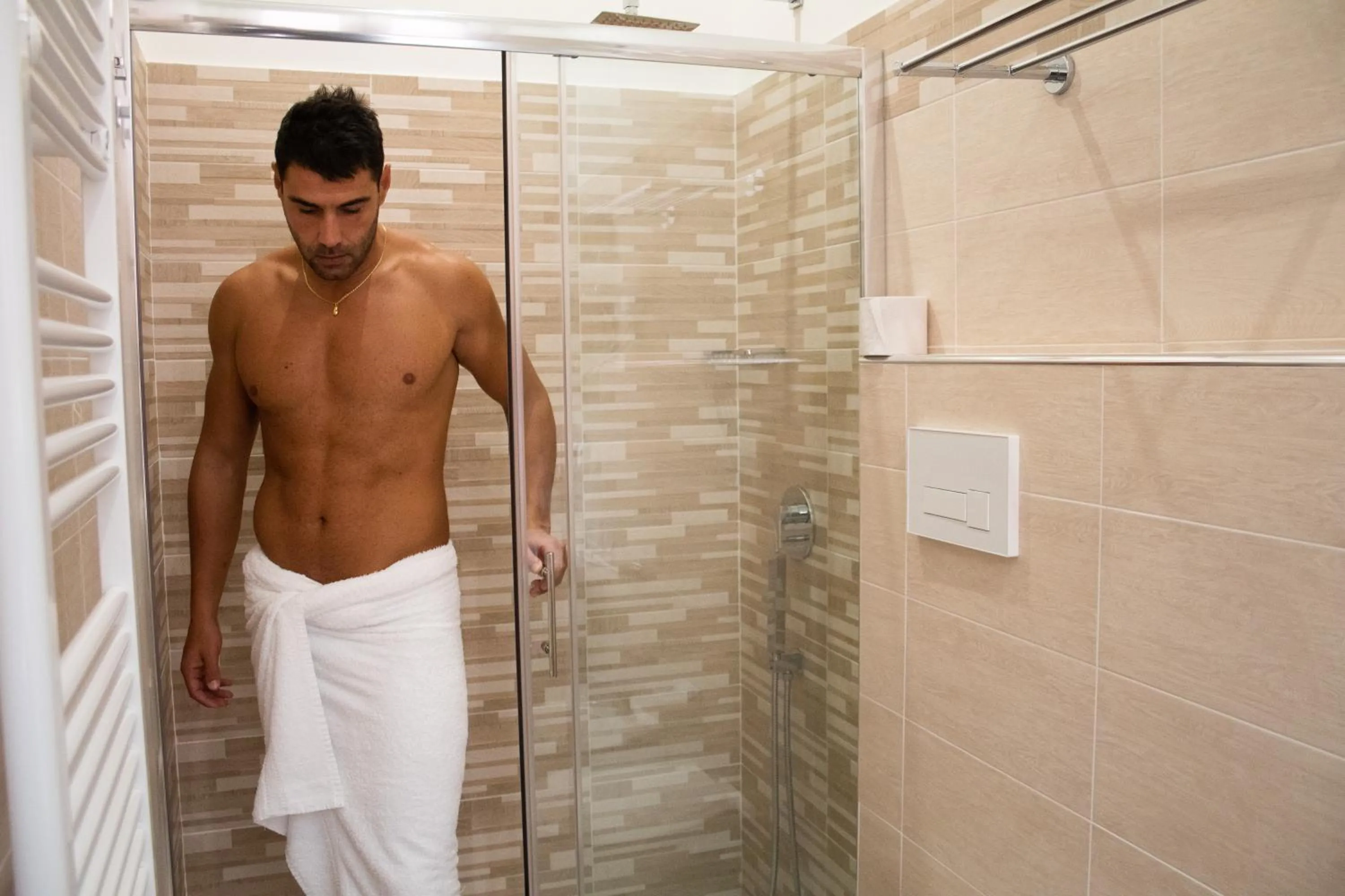 Shower in B&B De Nava Suite