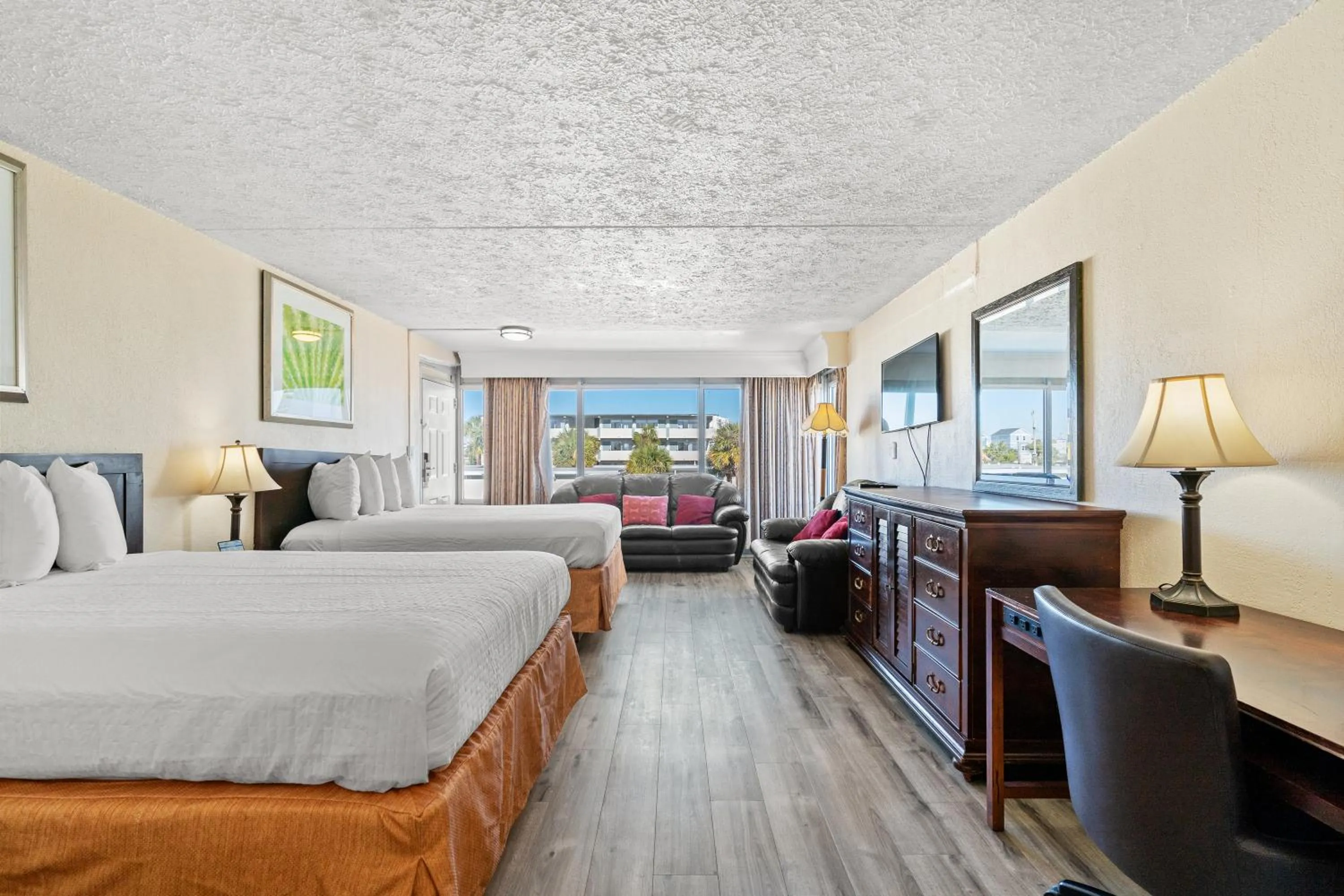 Bedroom, Bed in Ocean 5 Hotel