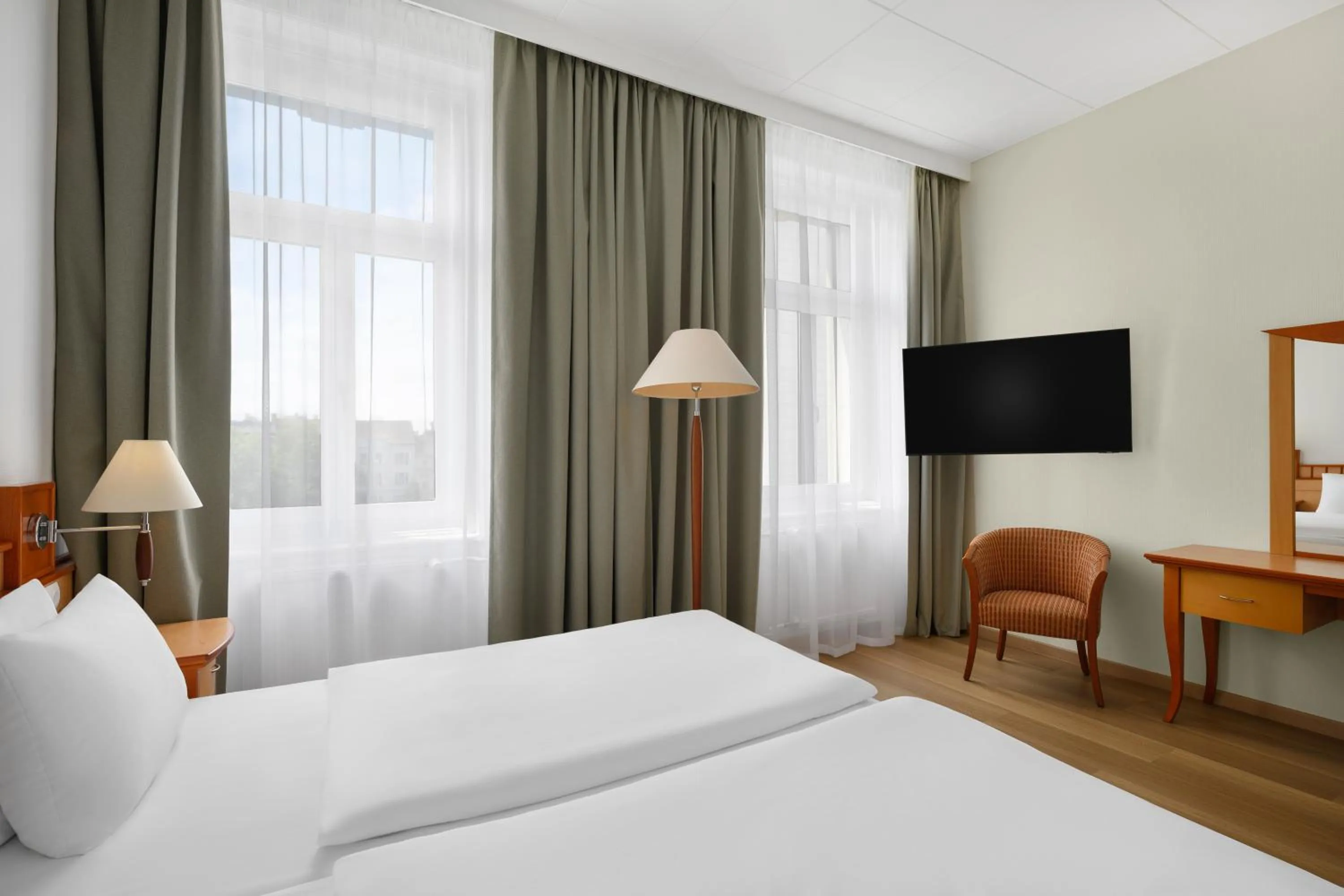 TV and multimedia, Bed in Danubius Hotel Raba