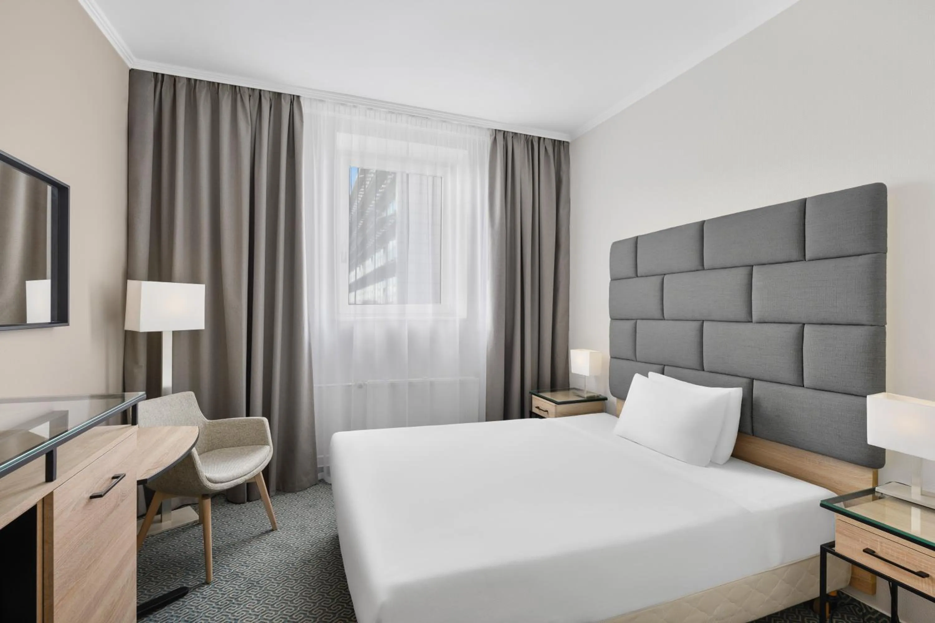 Bedroom, Bed in Danubius Hotel Raba