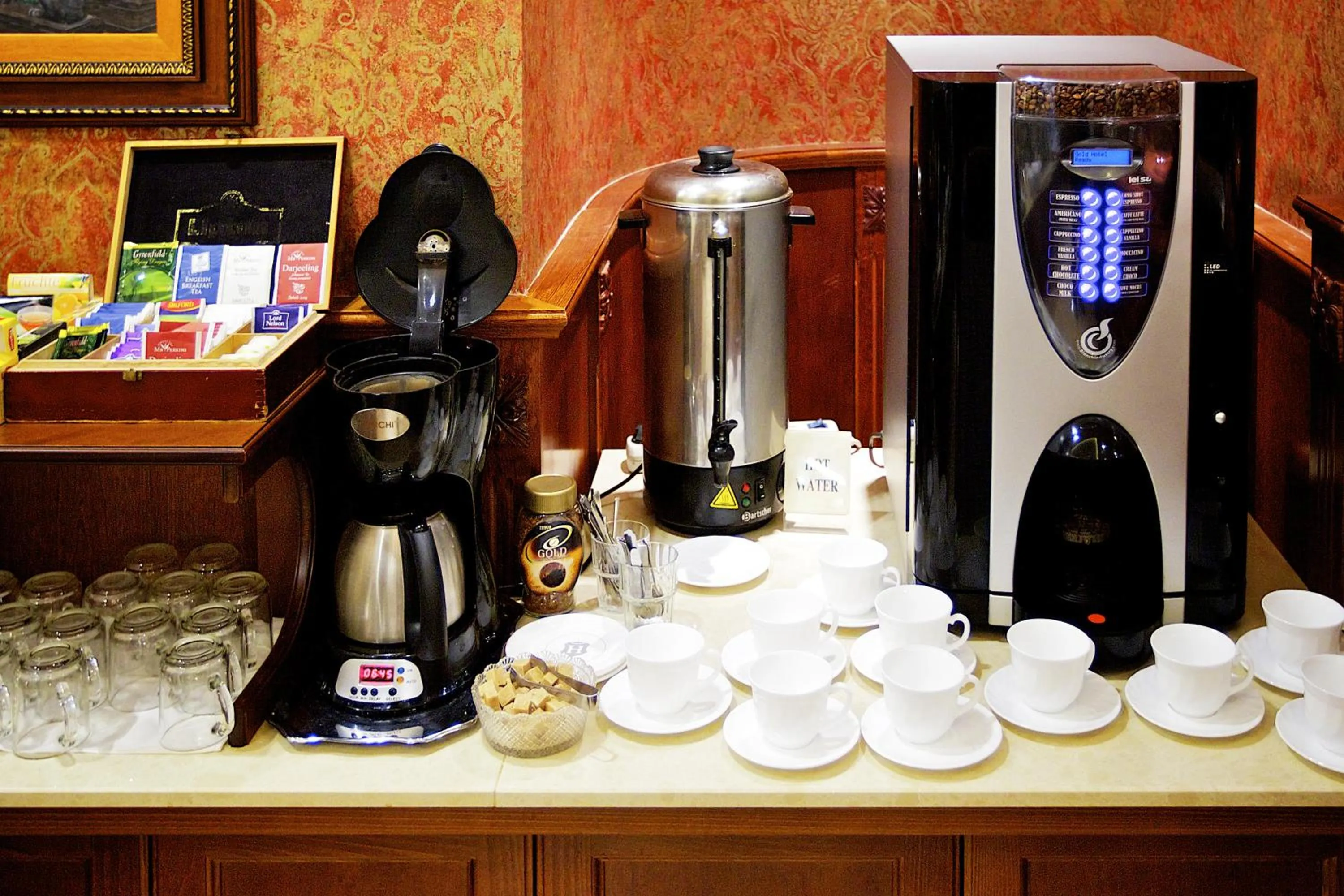 Breakfast in Gold Hotel Budapest