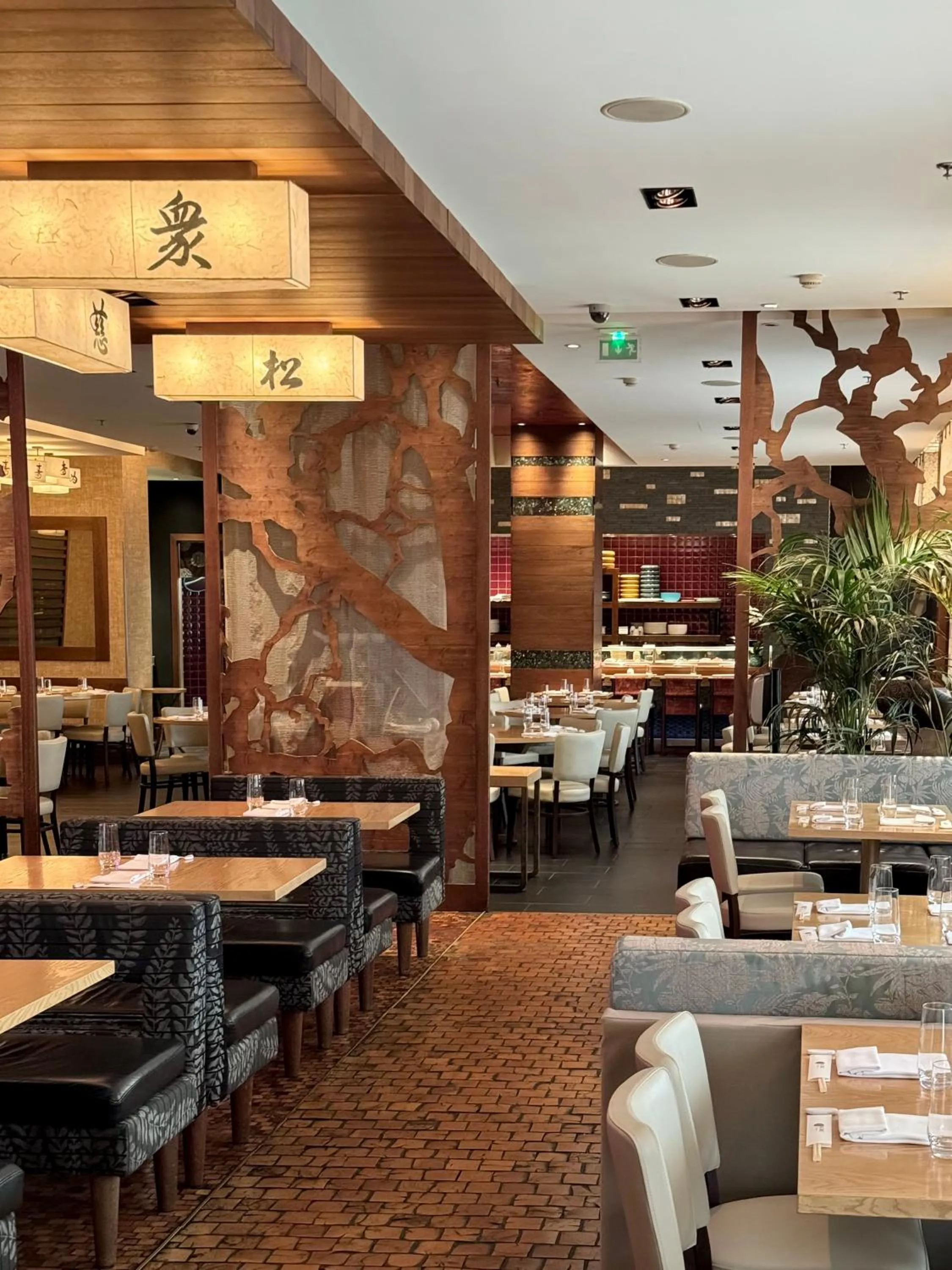 Restaurant/places to eat in Kempinski Hotel Corvinus Budapest