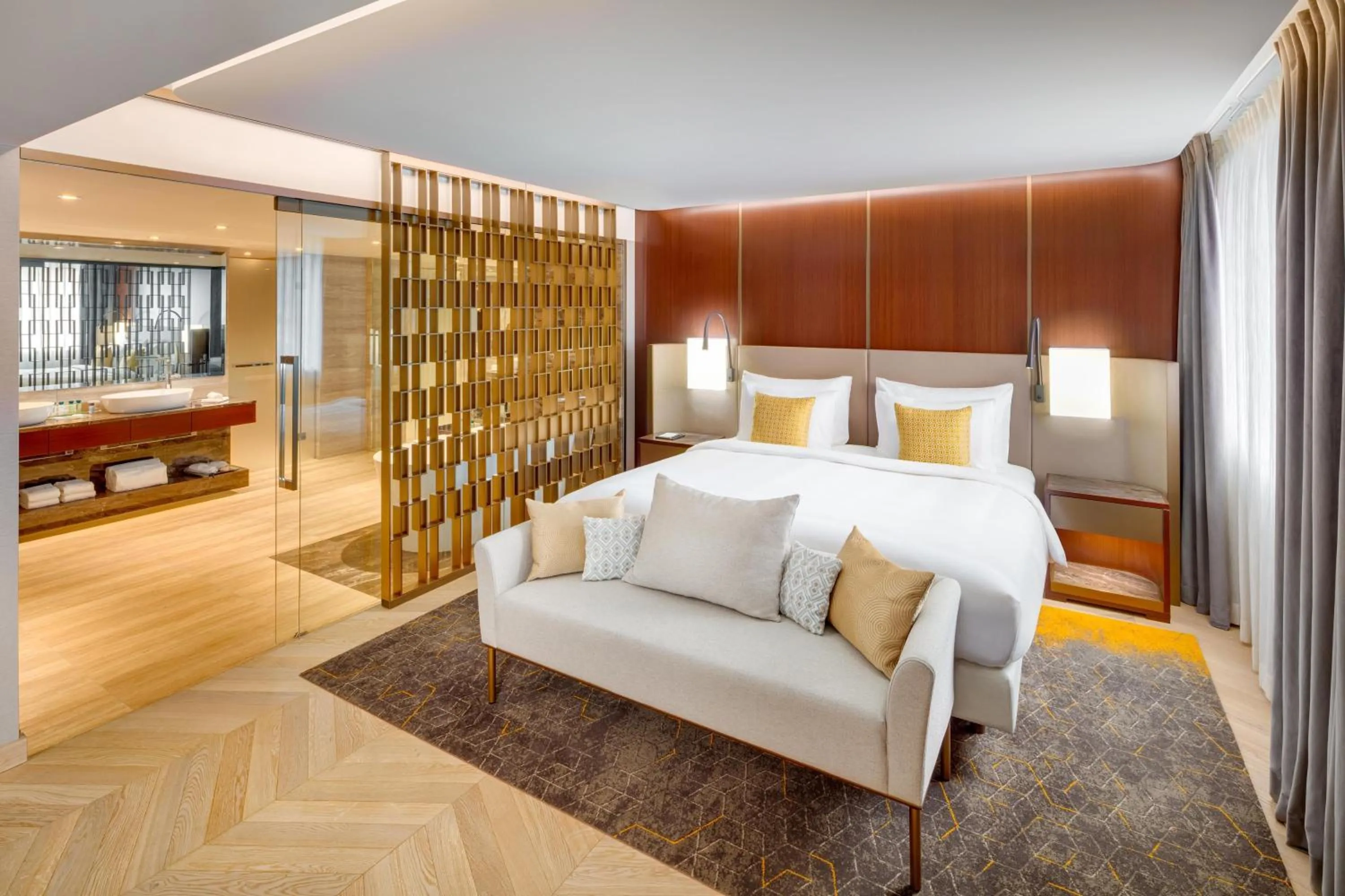 Photo of the whole room, Bed in Kempinski Hotel Corvinus Budapest