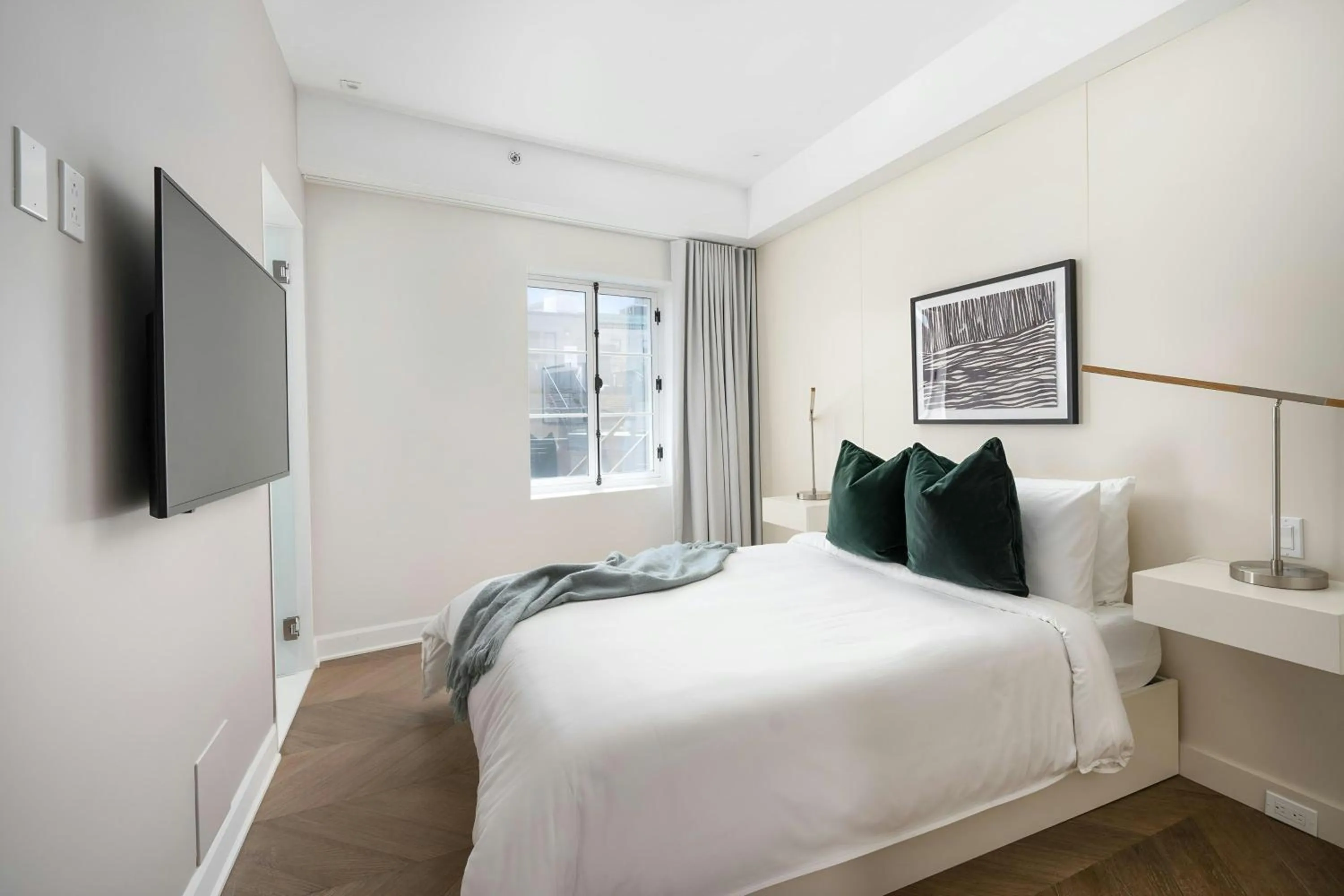 Bedroom in Sonder by Marriott Bonvoy La Galerie