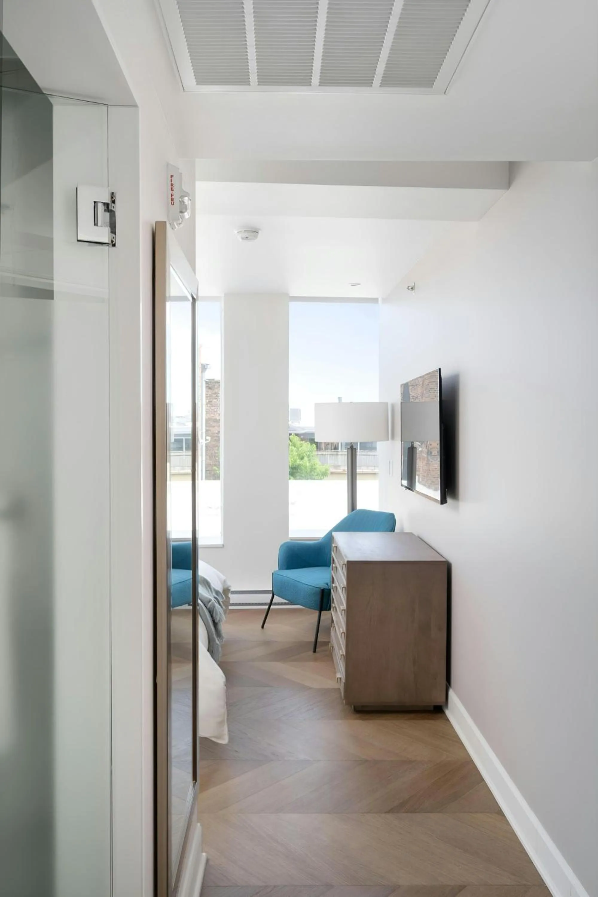 Bedroom in Sonder by Marriott Bonvoy La Galerie