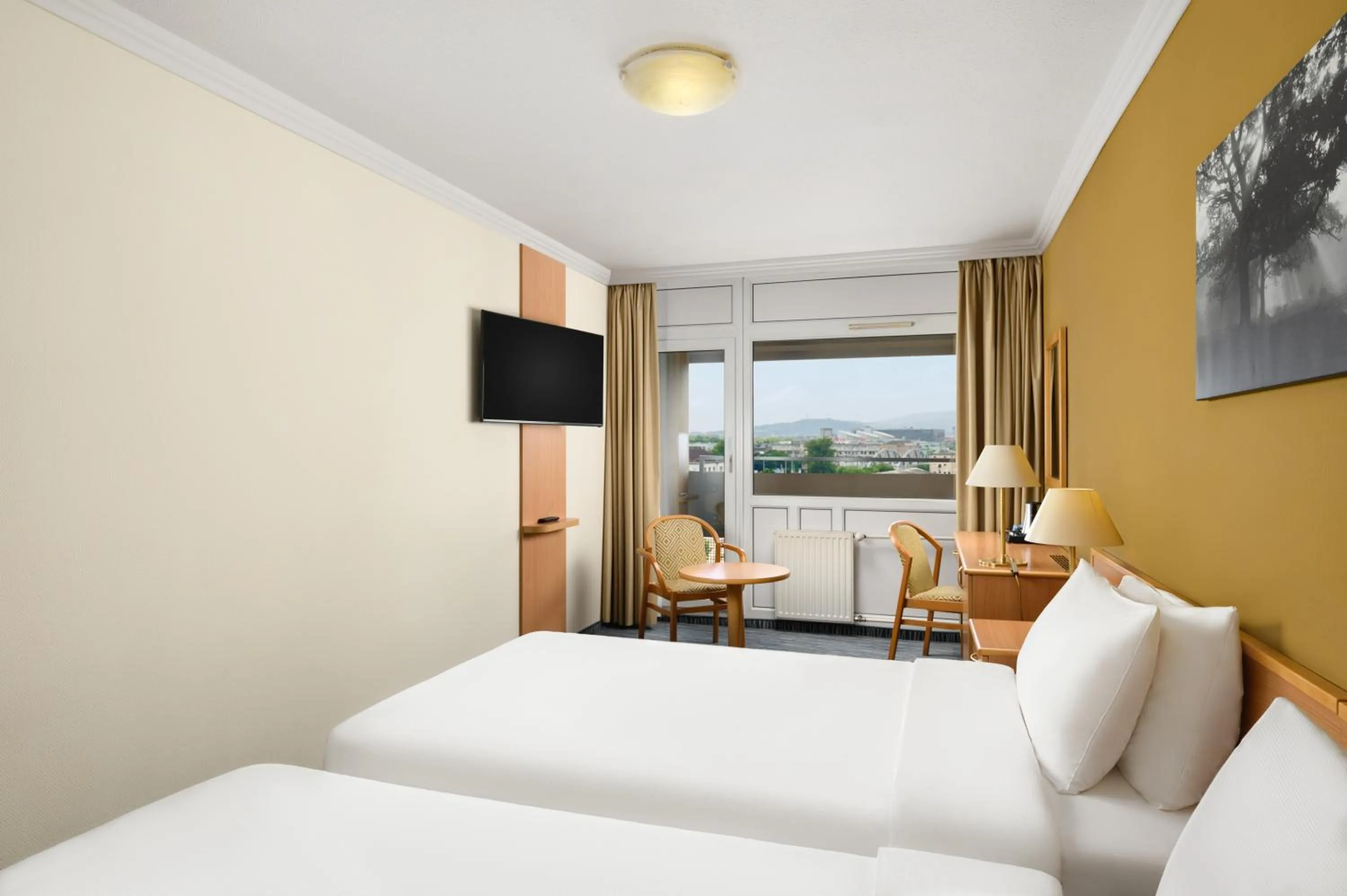 Photo of the whole room, Bed in Danubius Hotel Arena