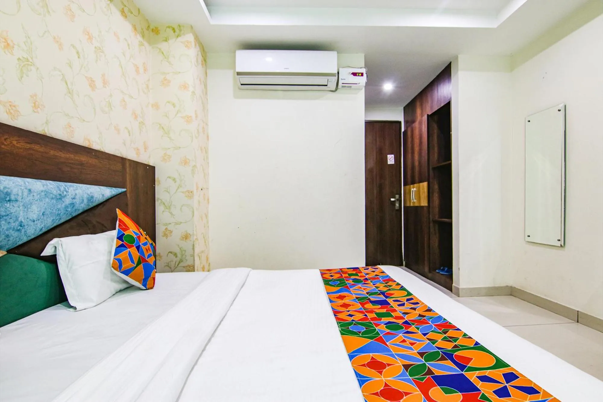 Bed in FabHotel Lime Wood