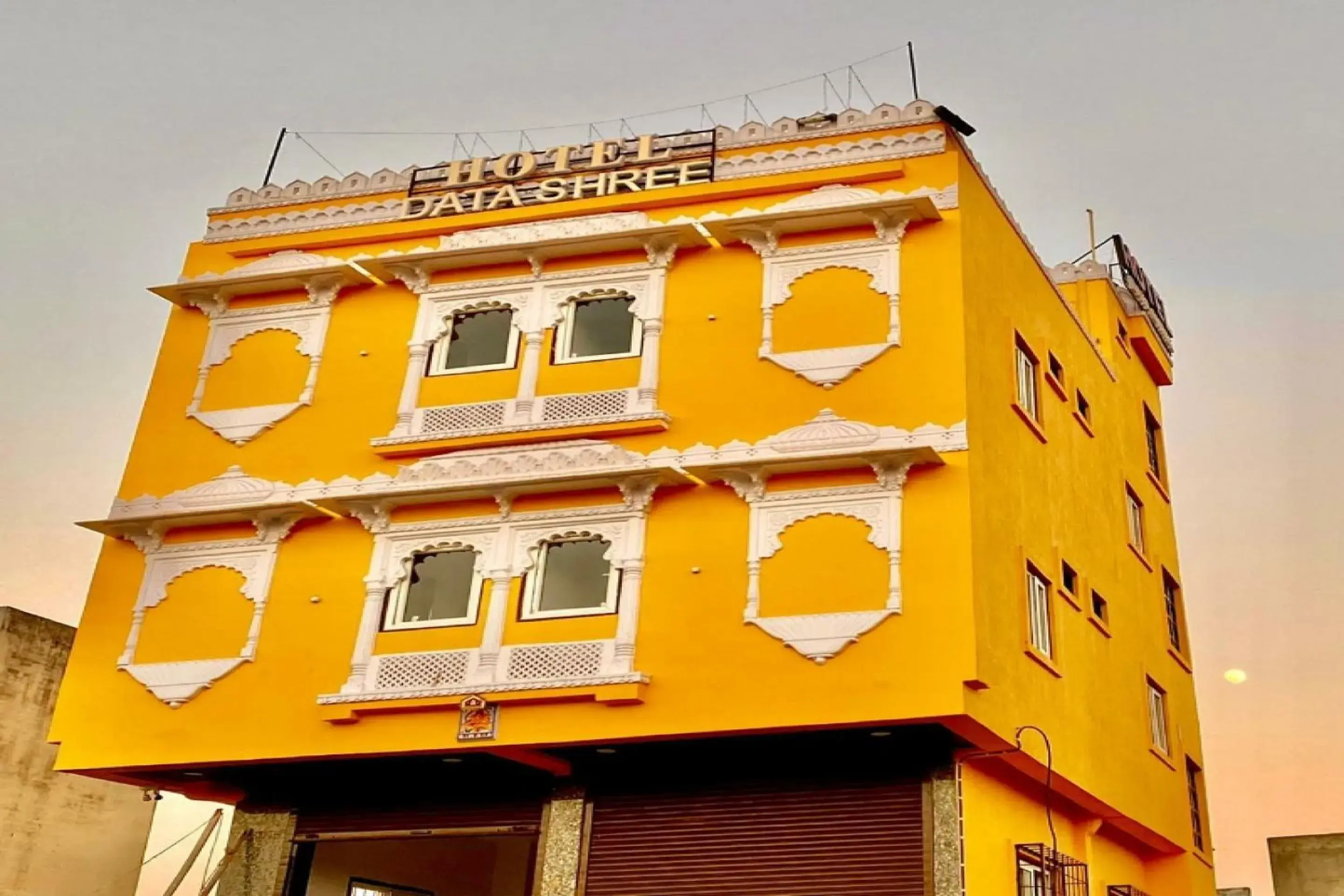 Facade/entrance in Hotel O Data Shree Facade/entrance in Hotel O Data Shree