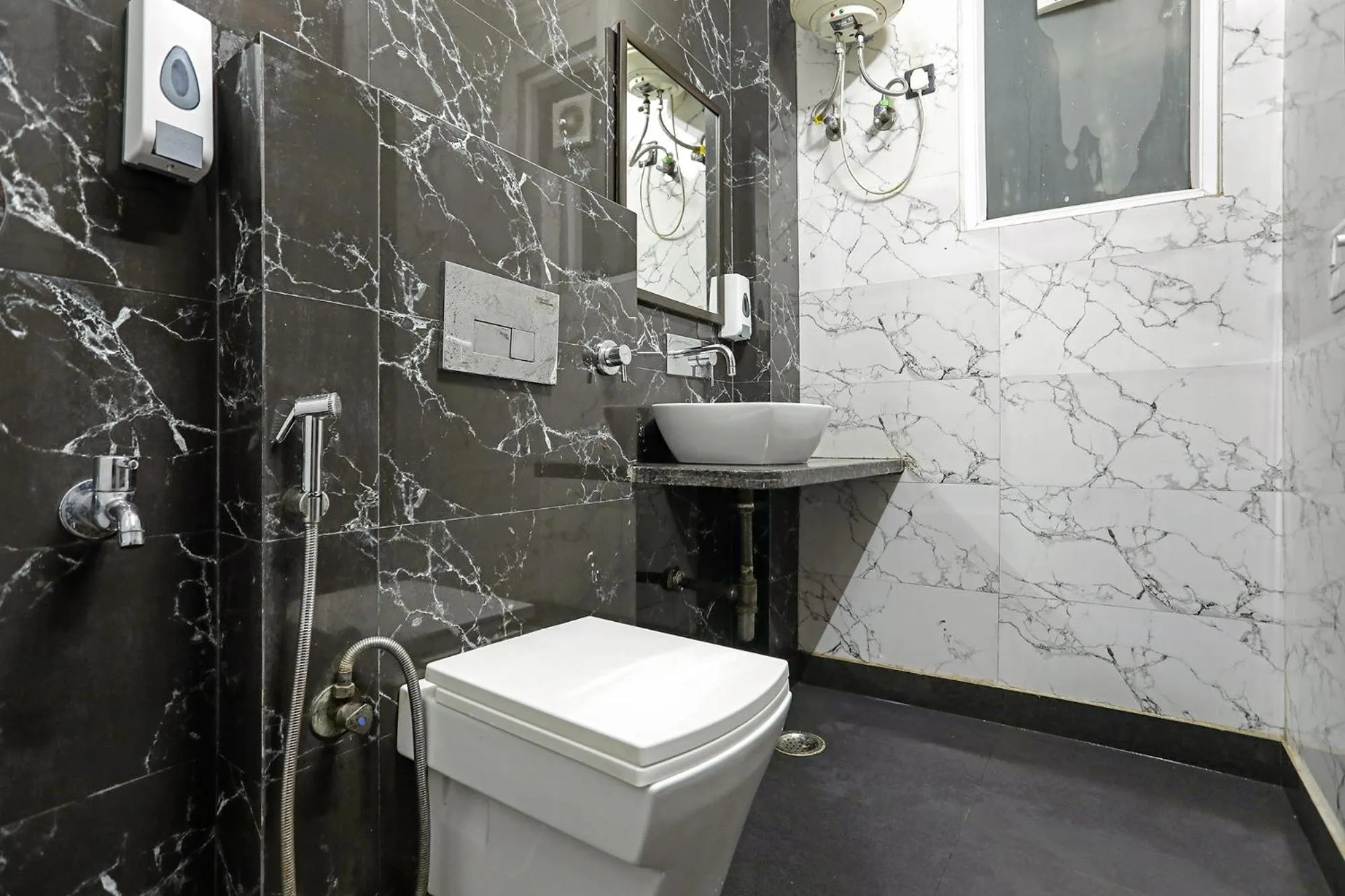 Bathroom in FabHotel White House BNB - Nr Yashobhoomi Convention Centre