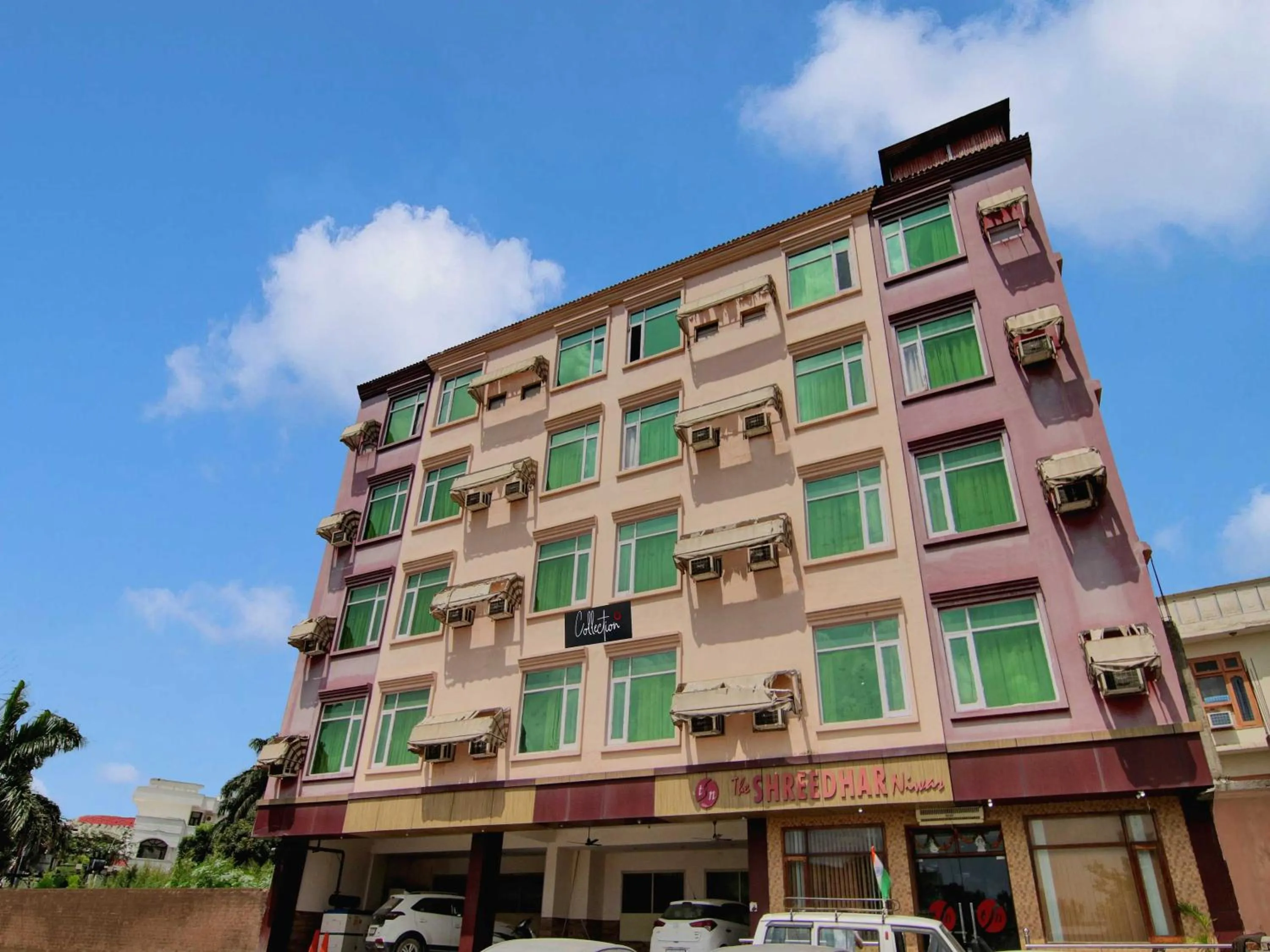 Facade/entrance in Collection O The Shree Dhar Niwas