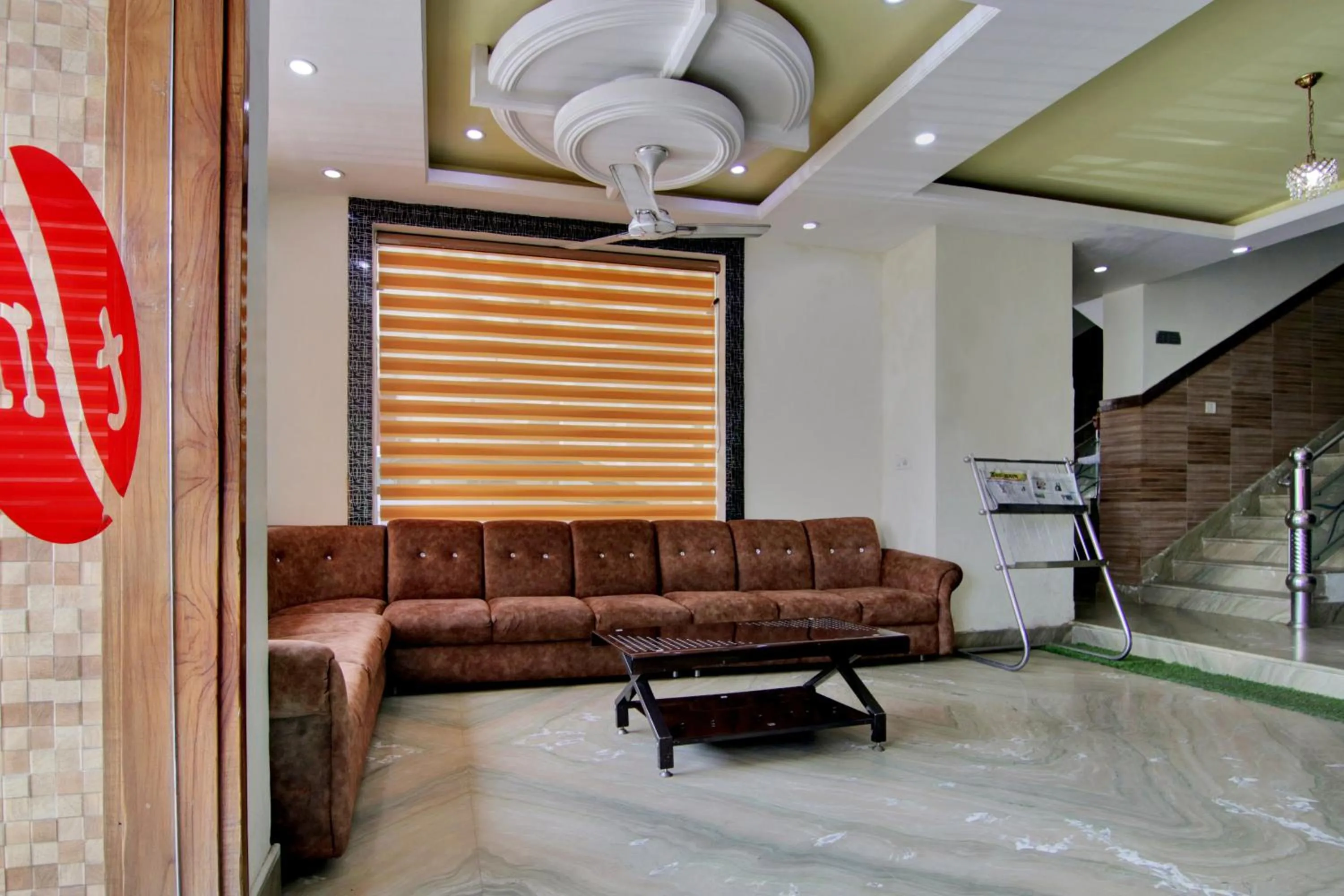 Lobby or reception in Collection O The Shree Dhar Niwas