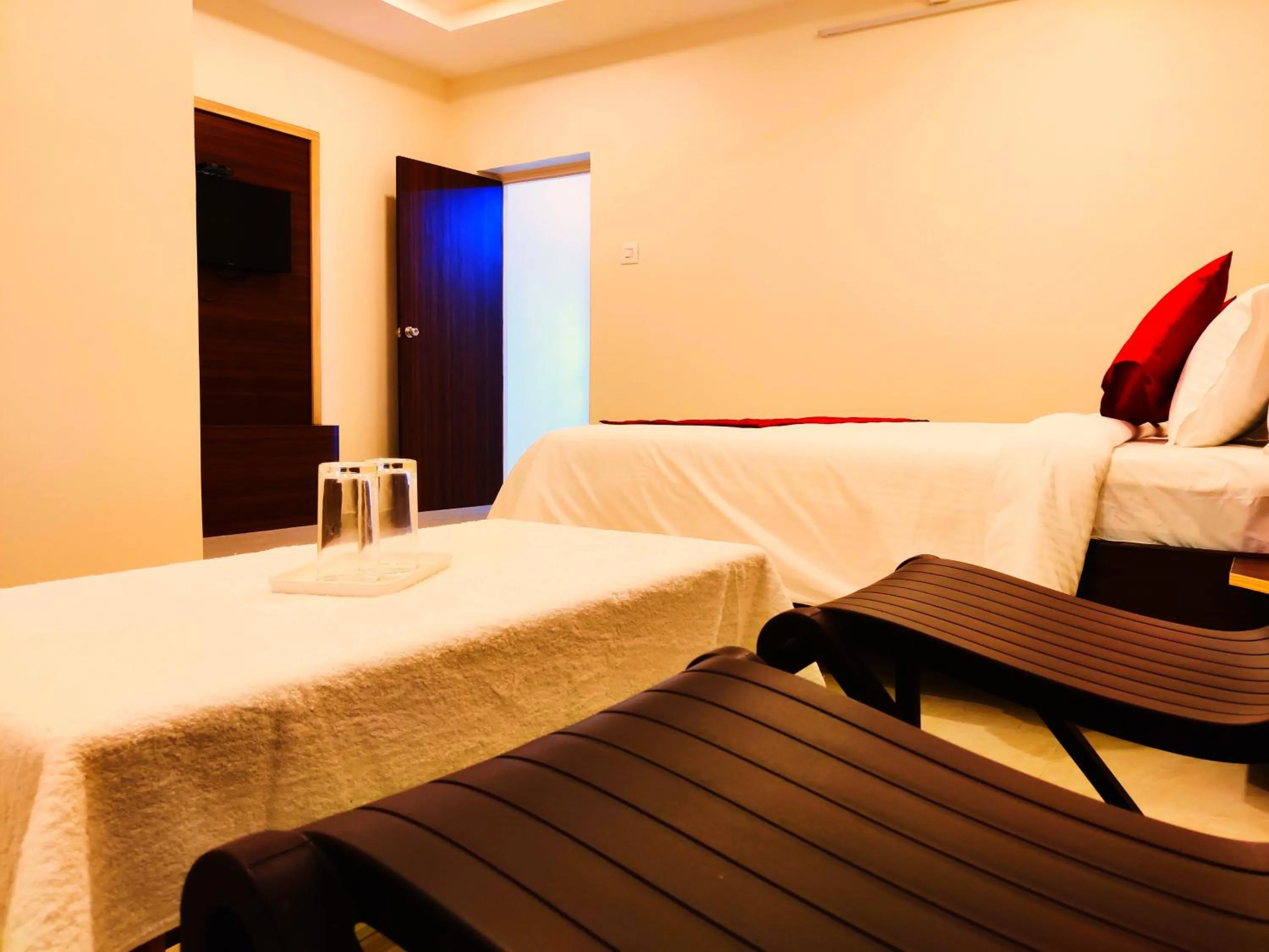 Bedroom, Bed in THAAI RESIDENCY