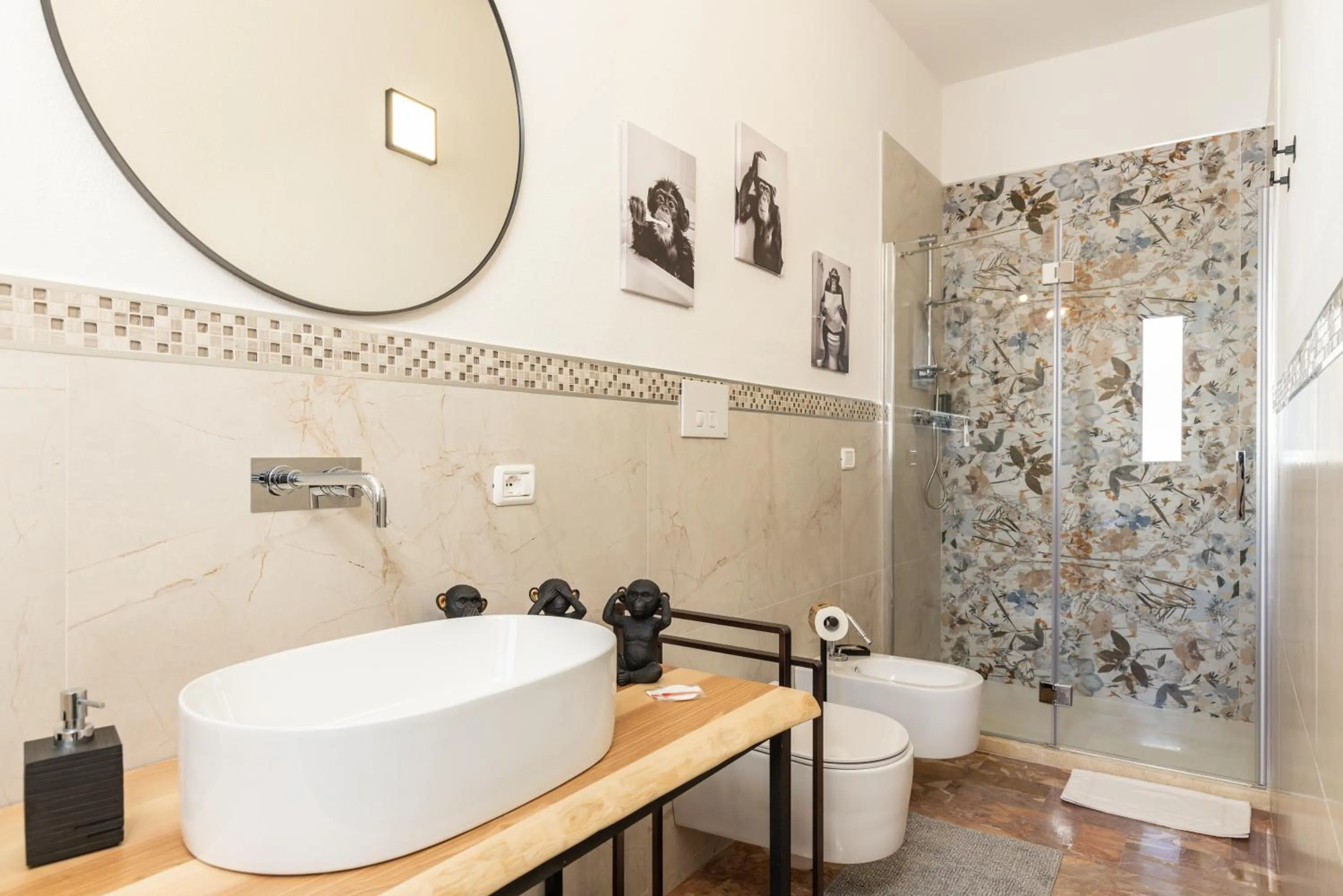 Shower in B&B Calamoresca