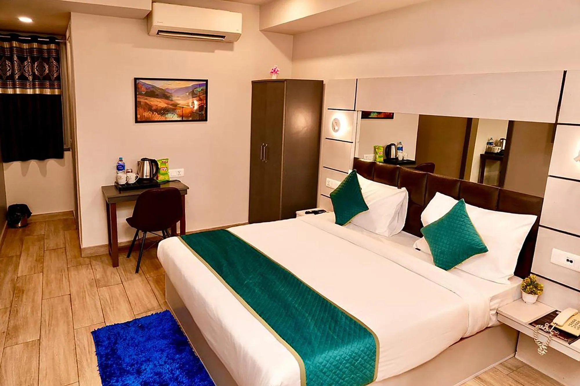 Bed in FabHotel Kirti Nagar