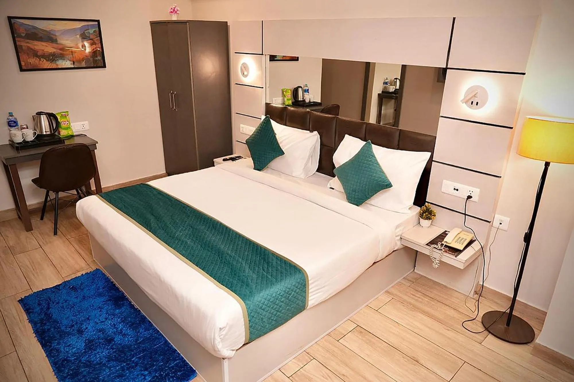 Bed in FabHotel Kirti Nagar