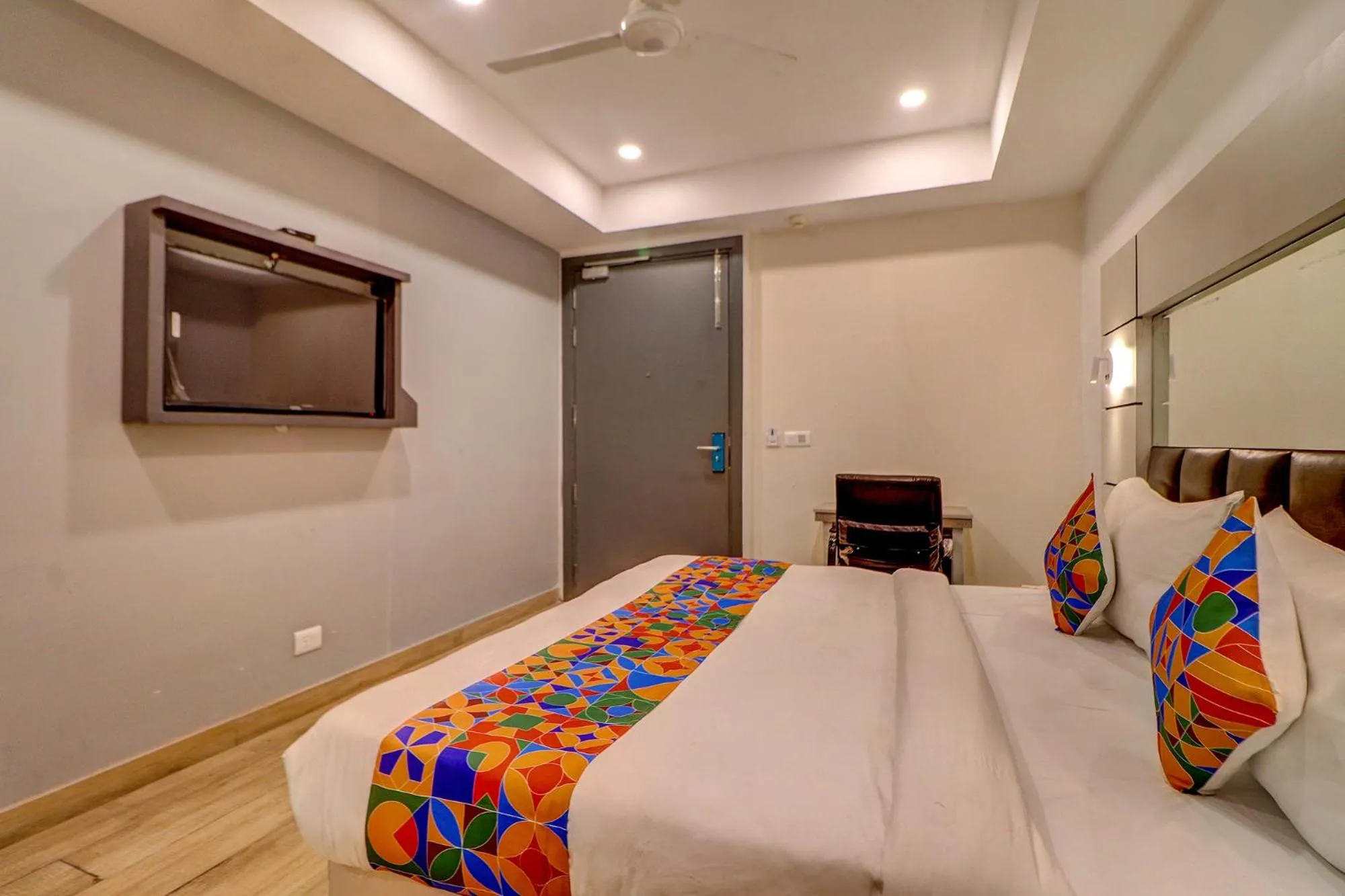 Bed in FabHotel Kirti Nagar