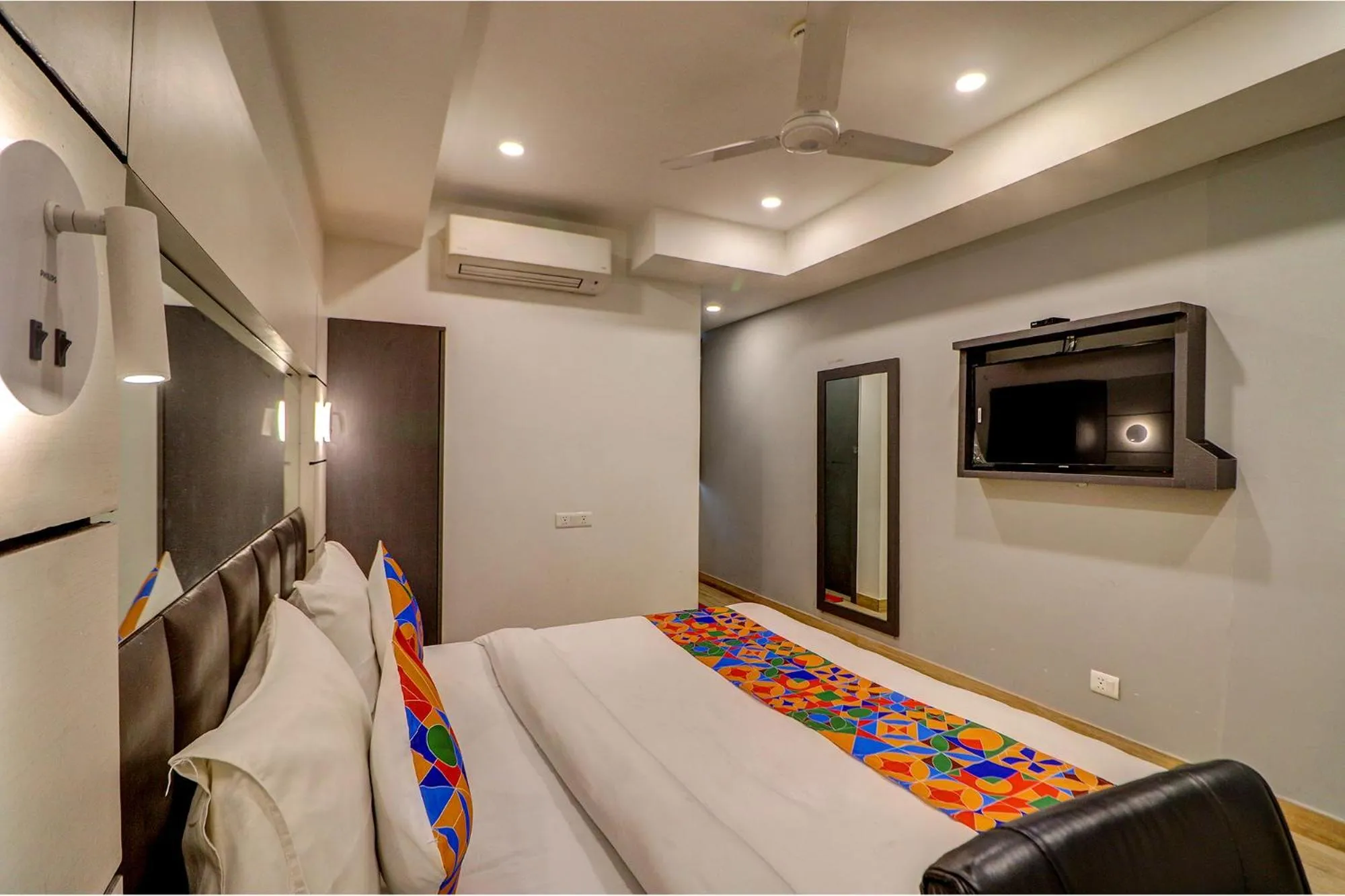 Bed in FabHotel Kirti Nagar