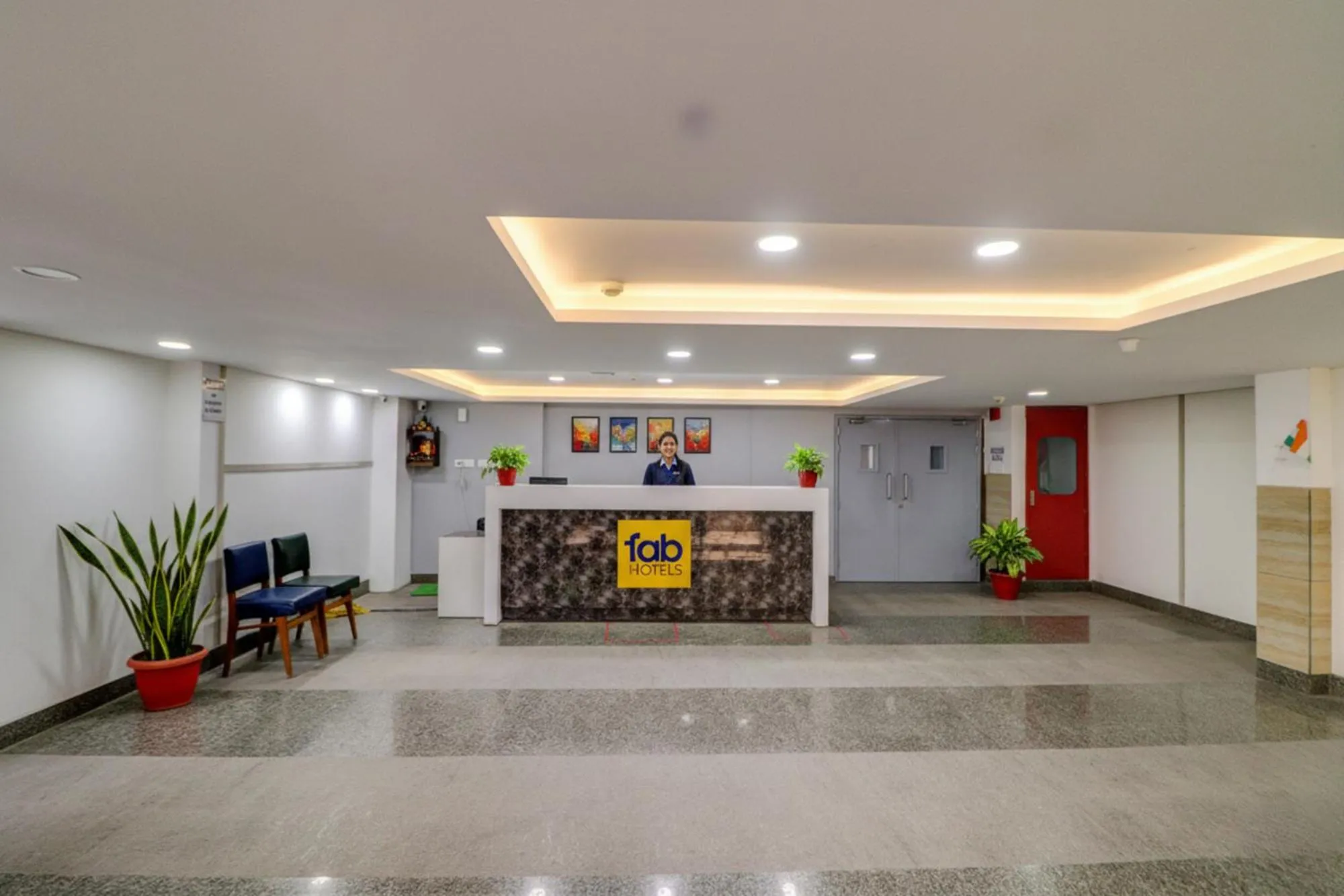 Lobby or reception in FabHotel Kirti Nagar