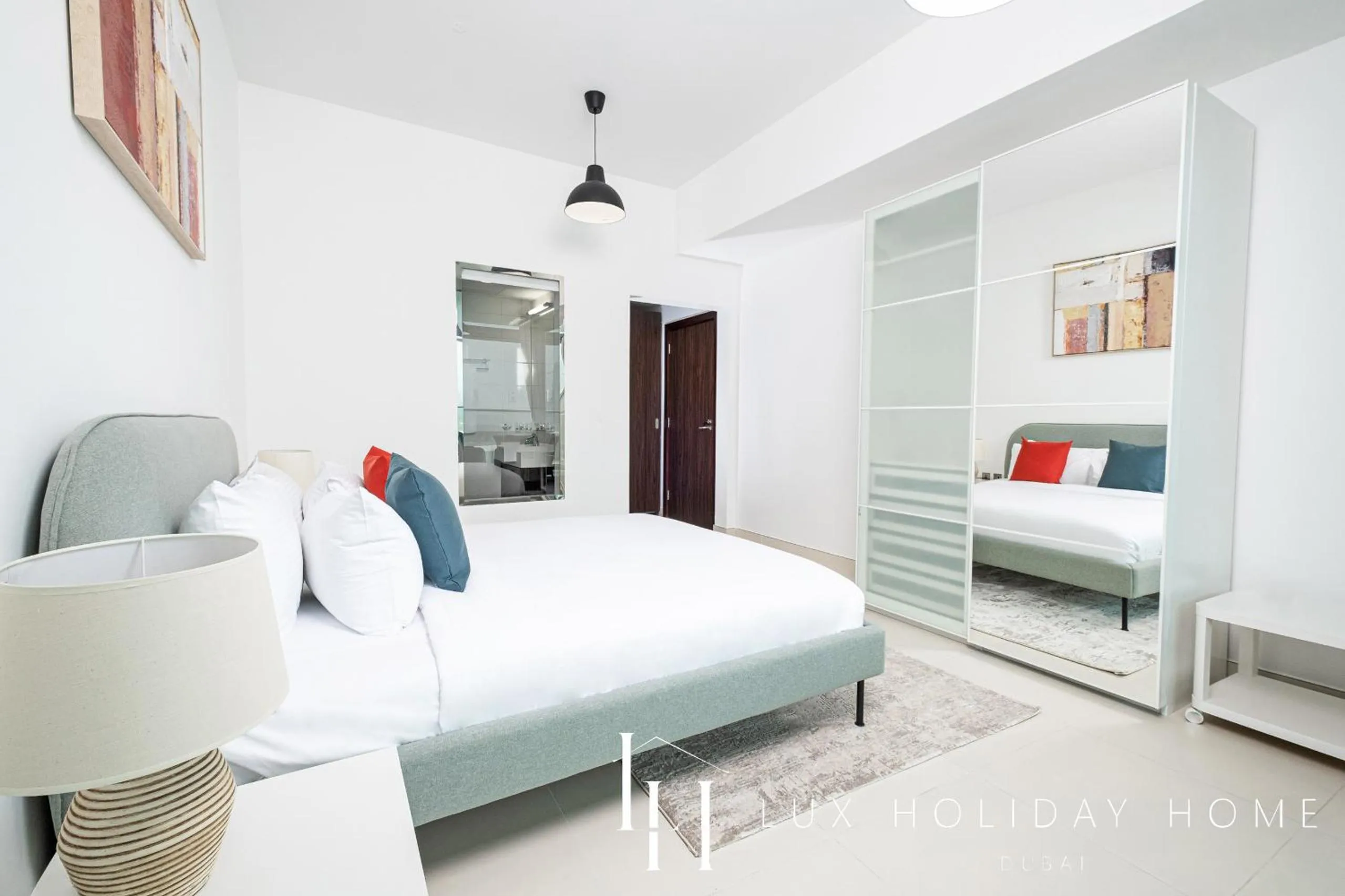 Bed in LUX Opulent Island Suite 6 Burj View