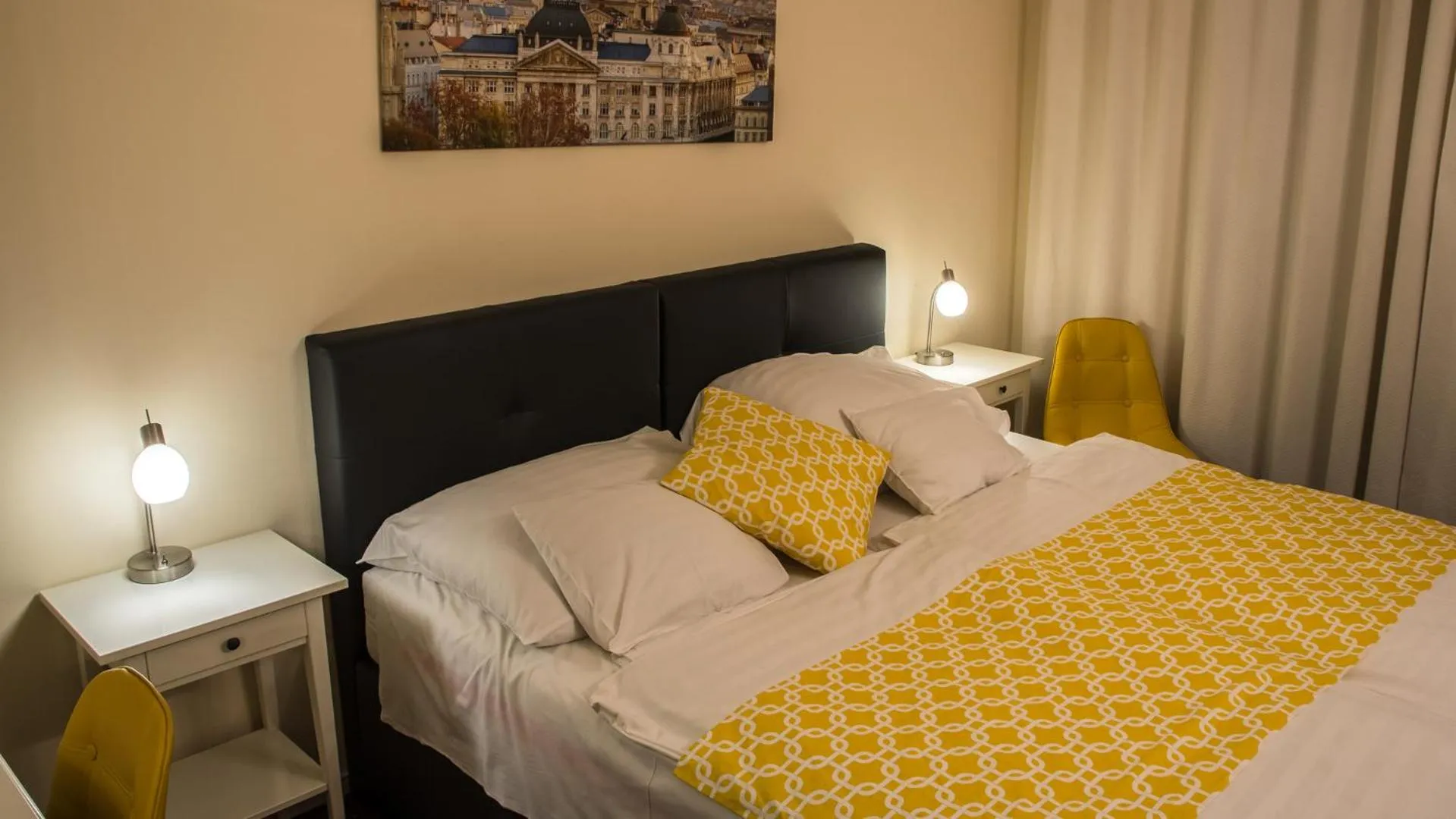 Bed in Hotel Bobbio