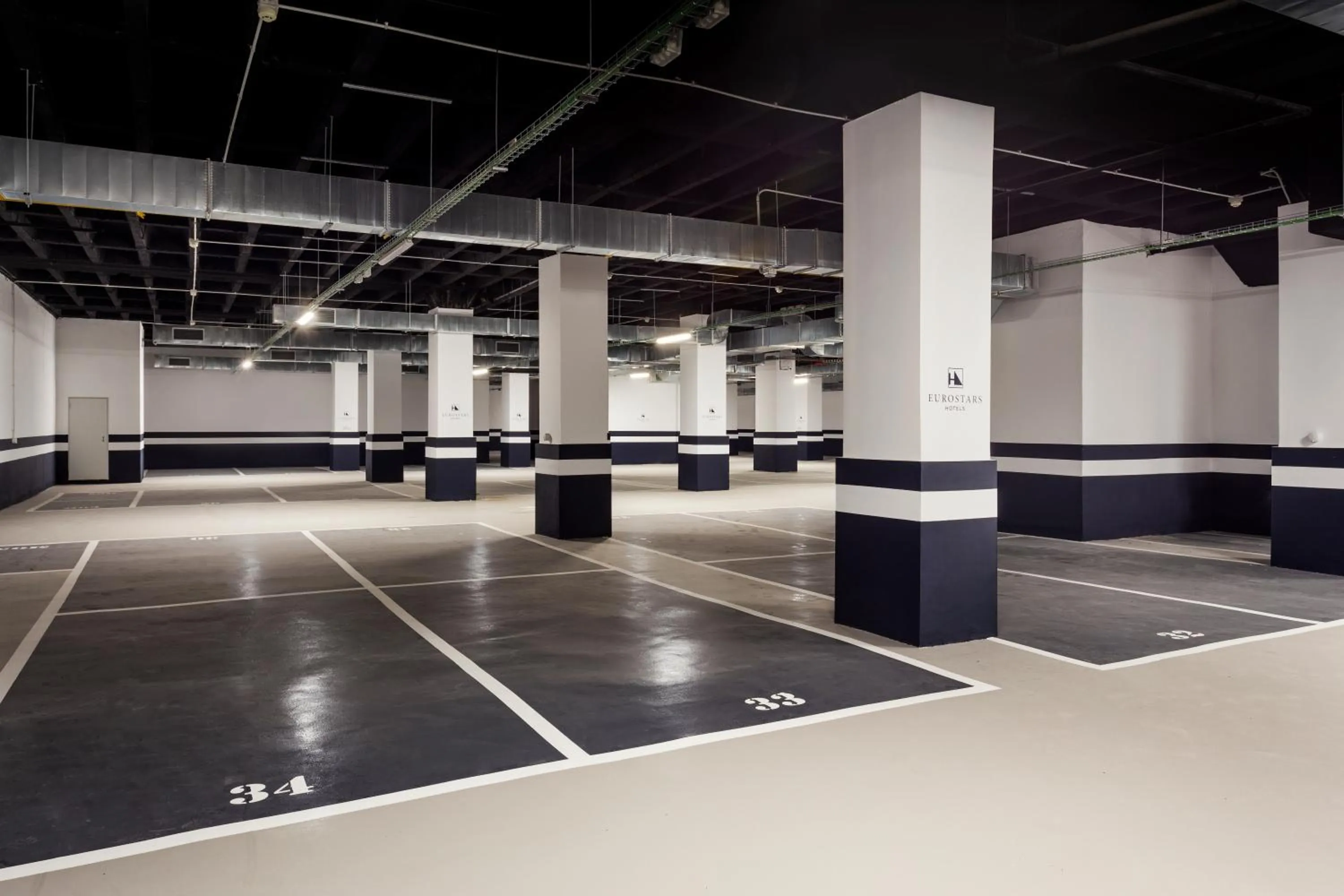 Parking in Eurostars Guadalquivir