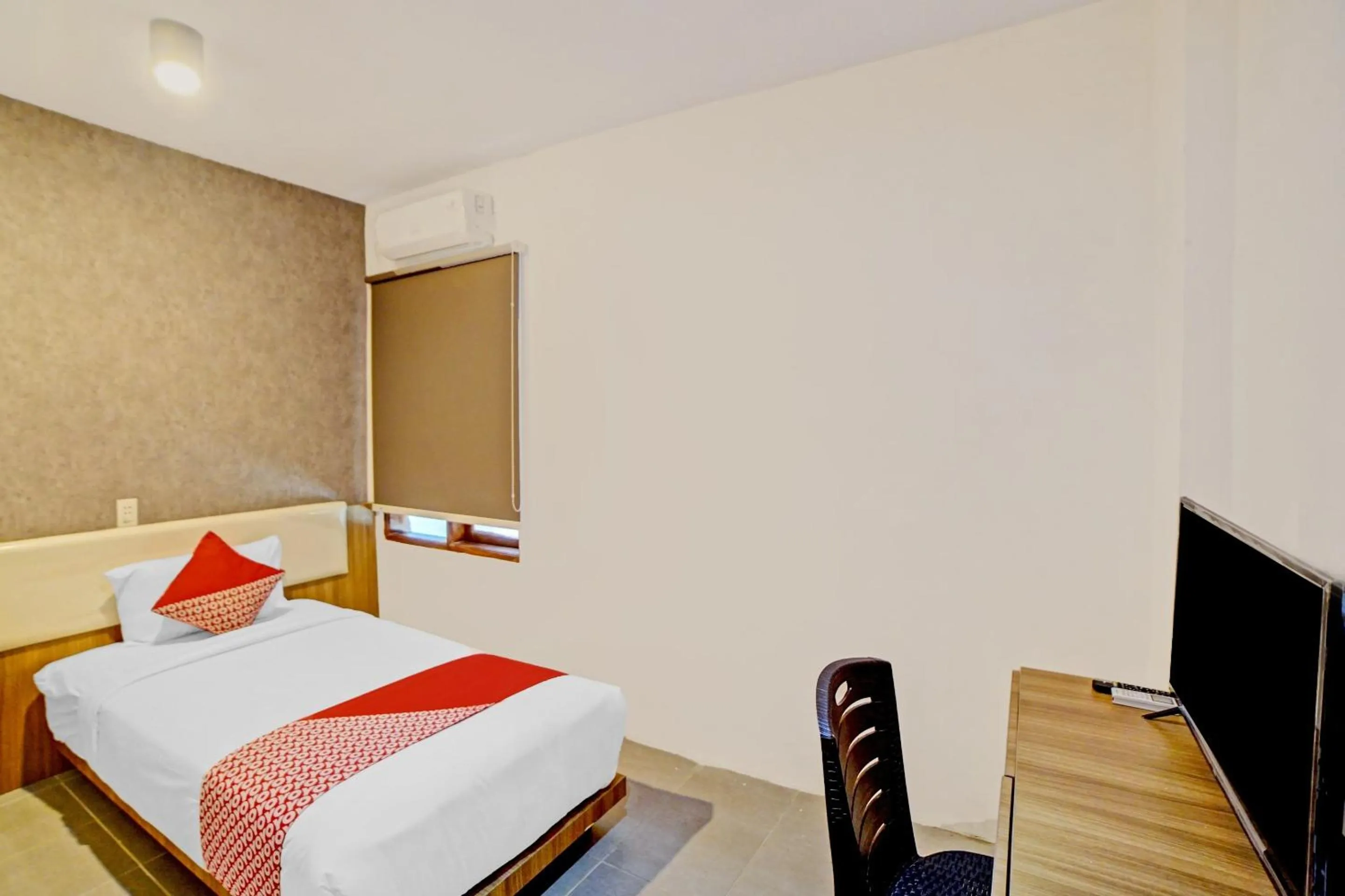 Bedroom, Bed in Hotel O Gamacity Residence