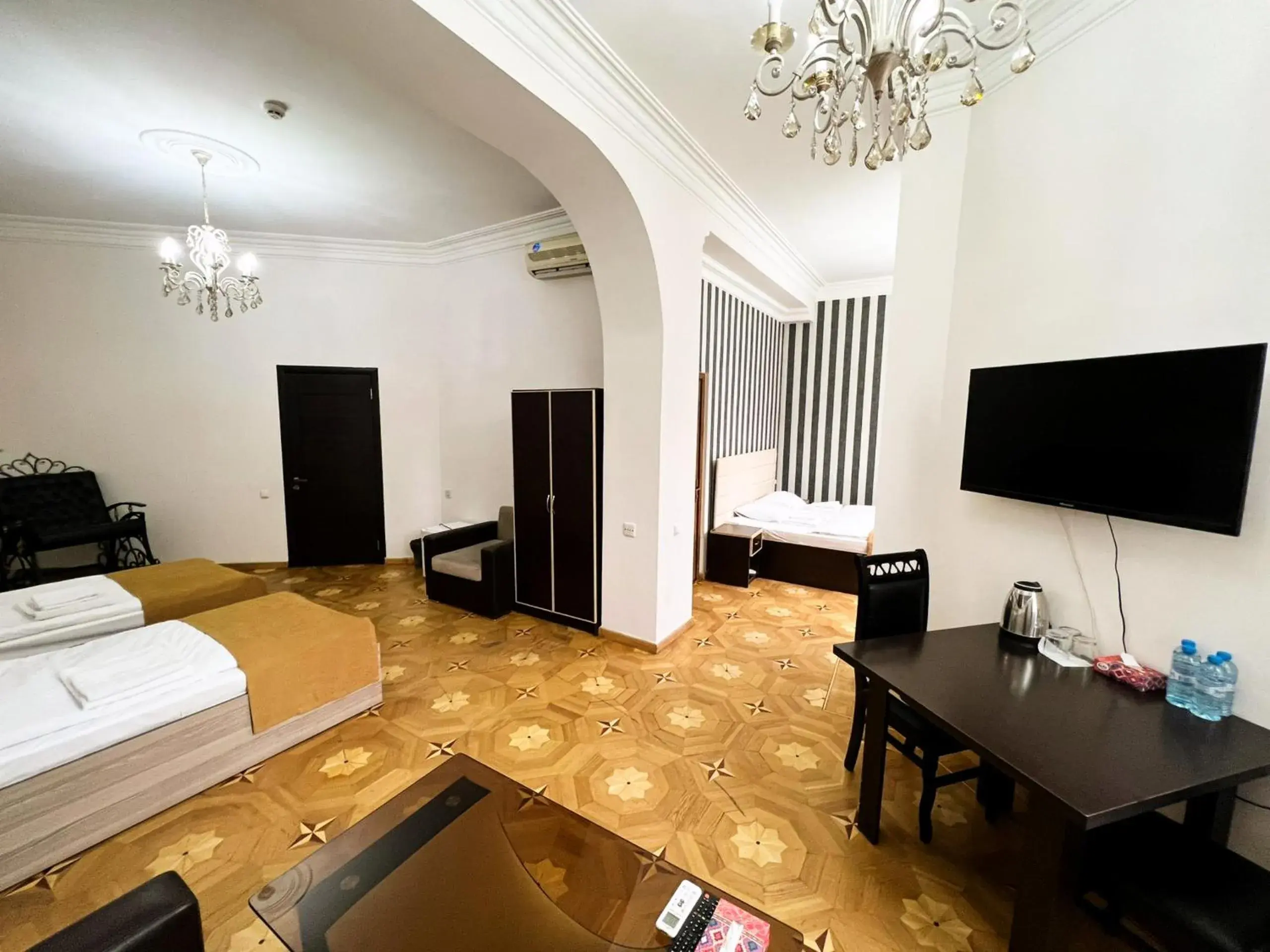 Quadruple Room in Olive hotel Quadruple Room in Olive hotel