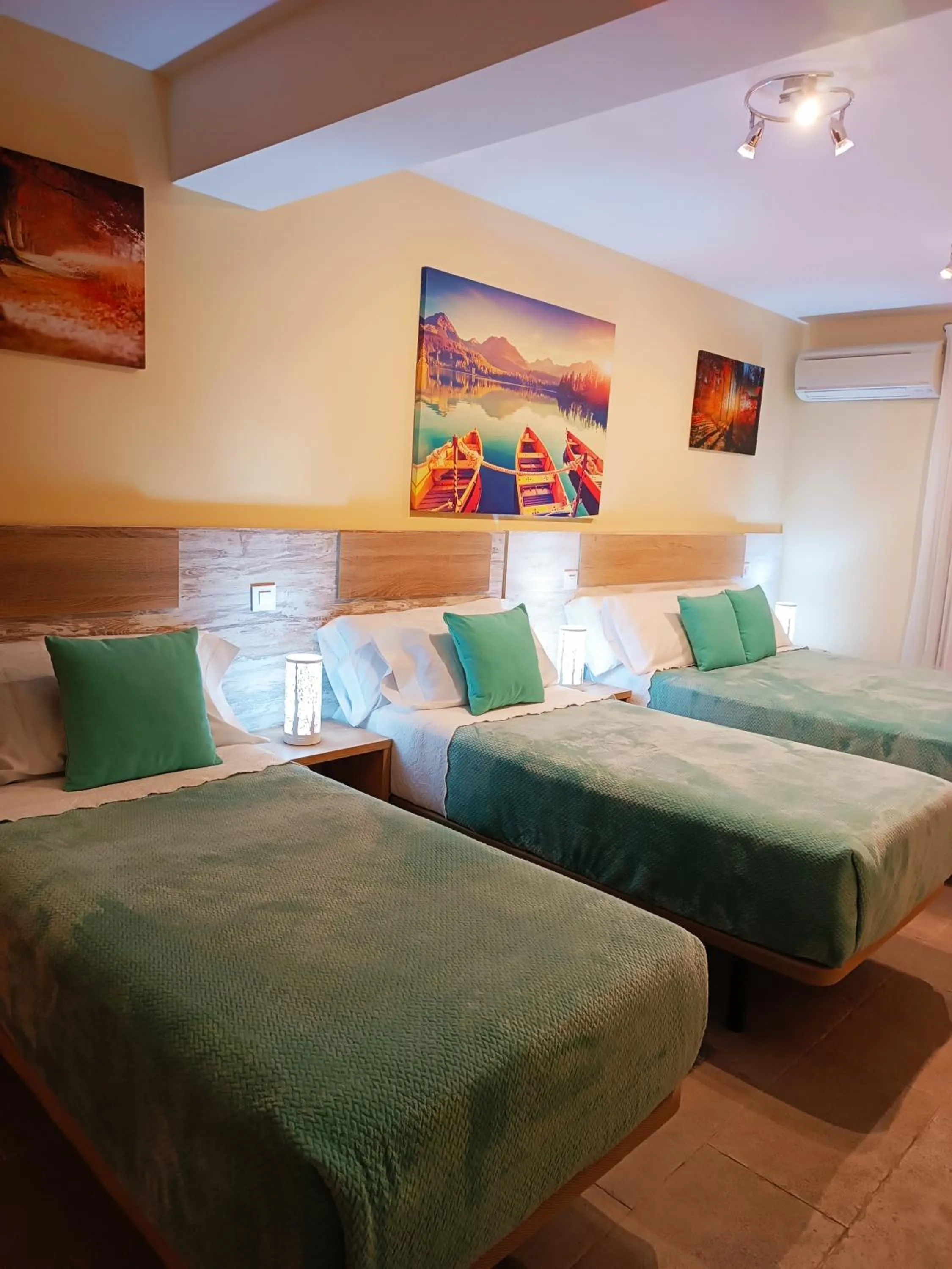 Bed in Hotel Alma Rosa