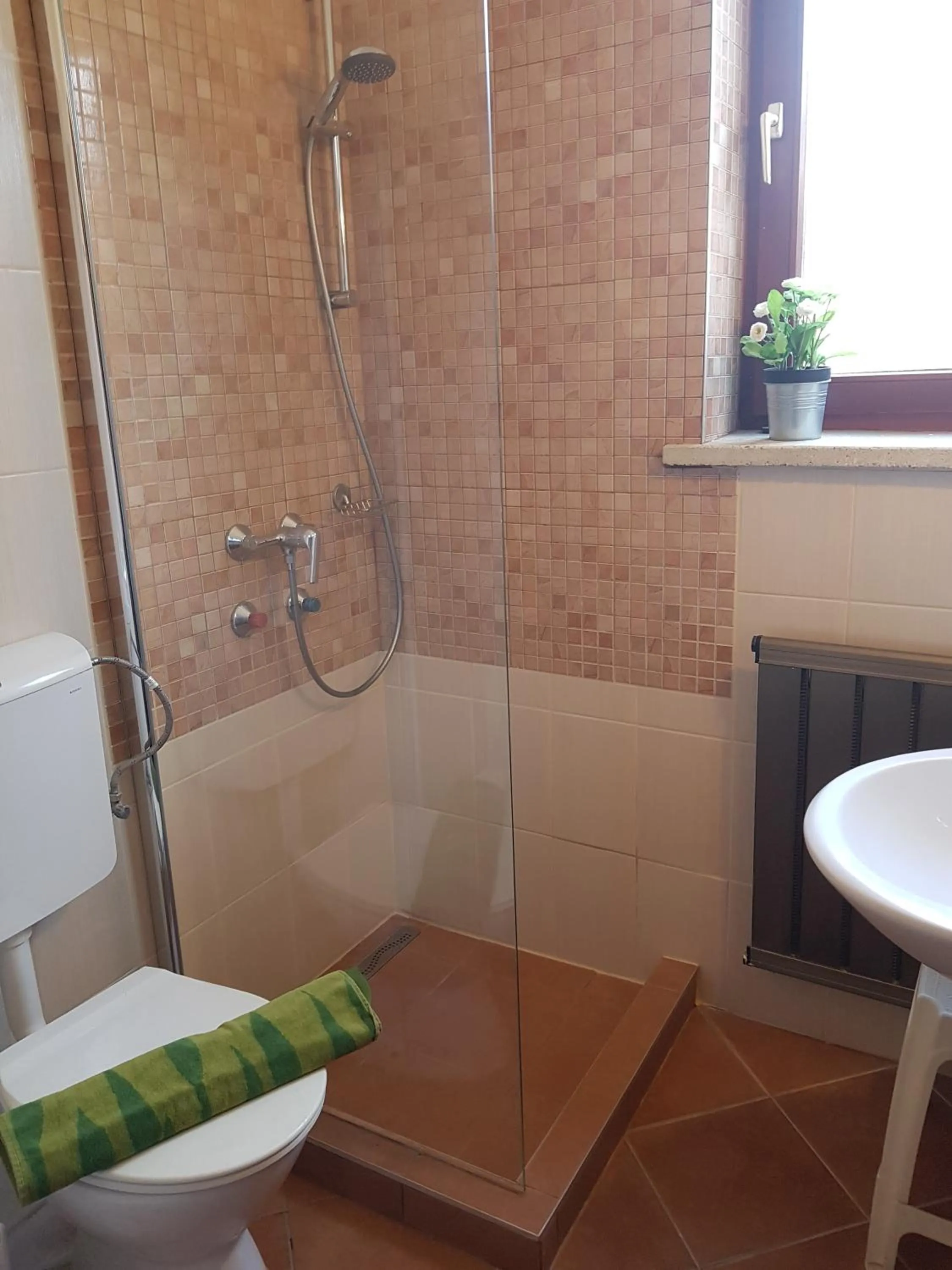 Bathroom in HELIOS Hotel Apartments