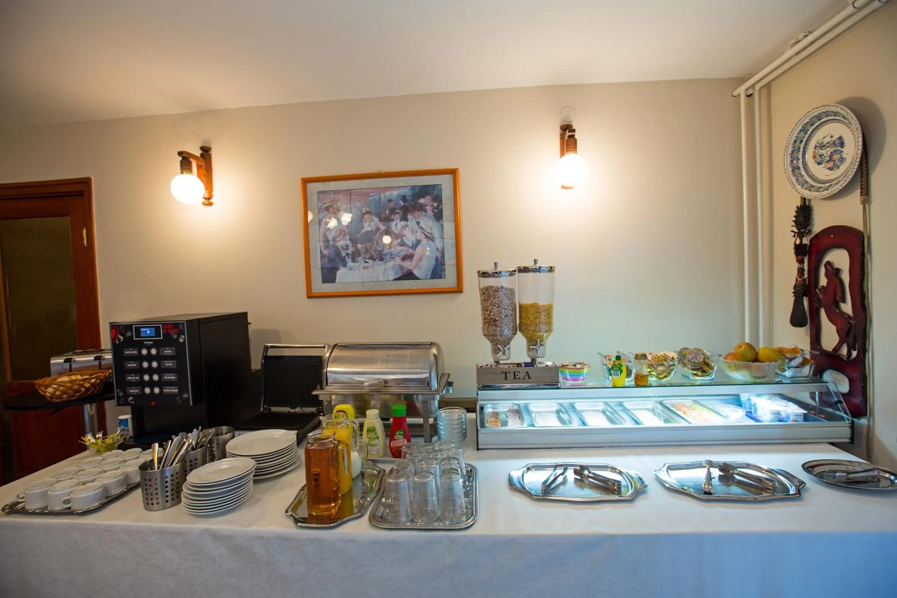 Coffee/tea facilities in HELIOS Hotel Apartments