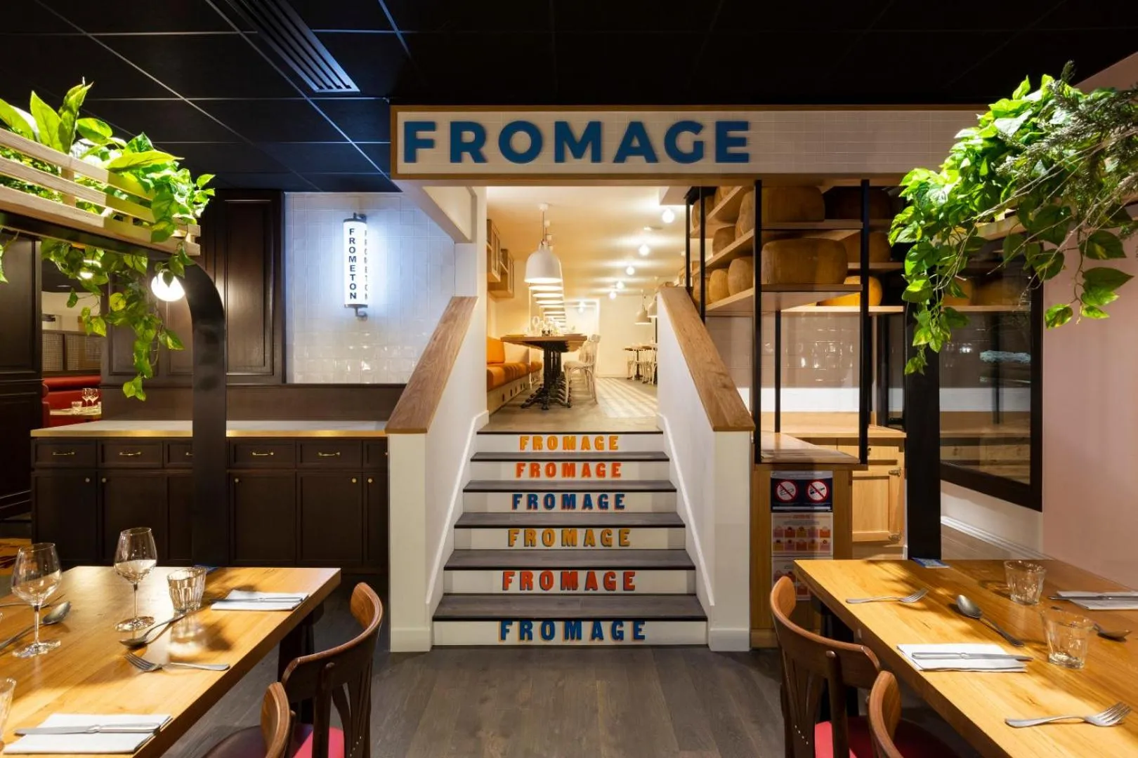 Restaurant/places to eat in RockyPop Flaine Appartements & Spa