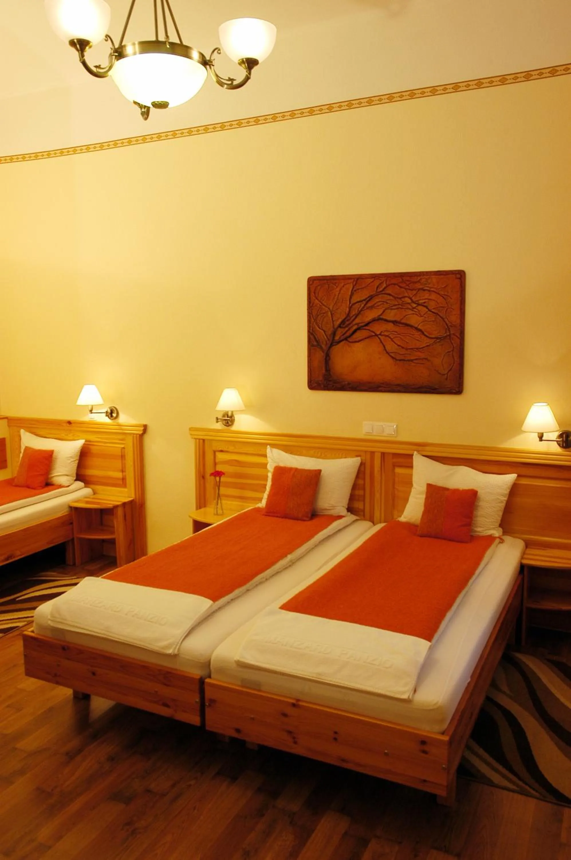 Photo of the whole room, Bed in Hotel Manzard Panzio