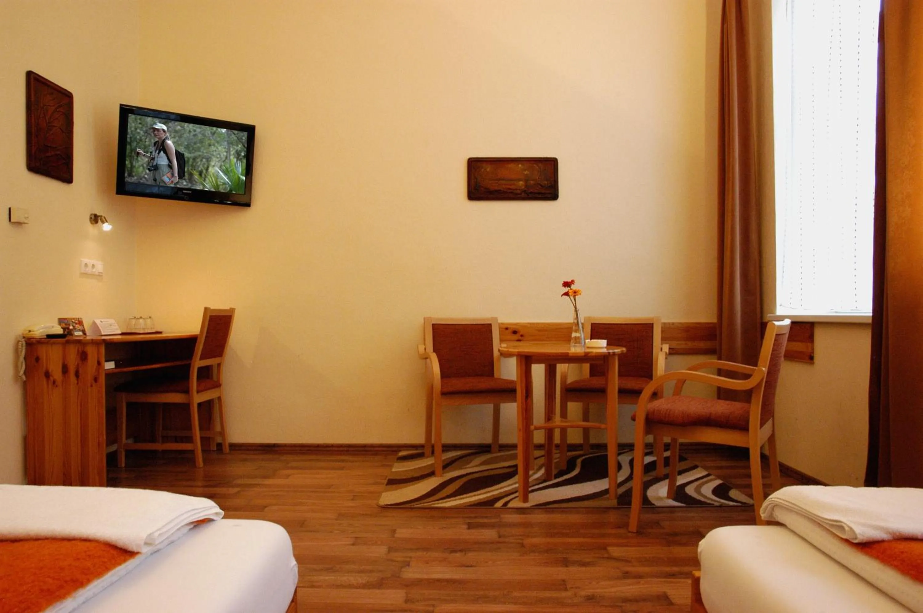 Photo of the whole room, Bed in Hotel Manzard Panzio