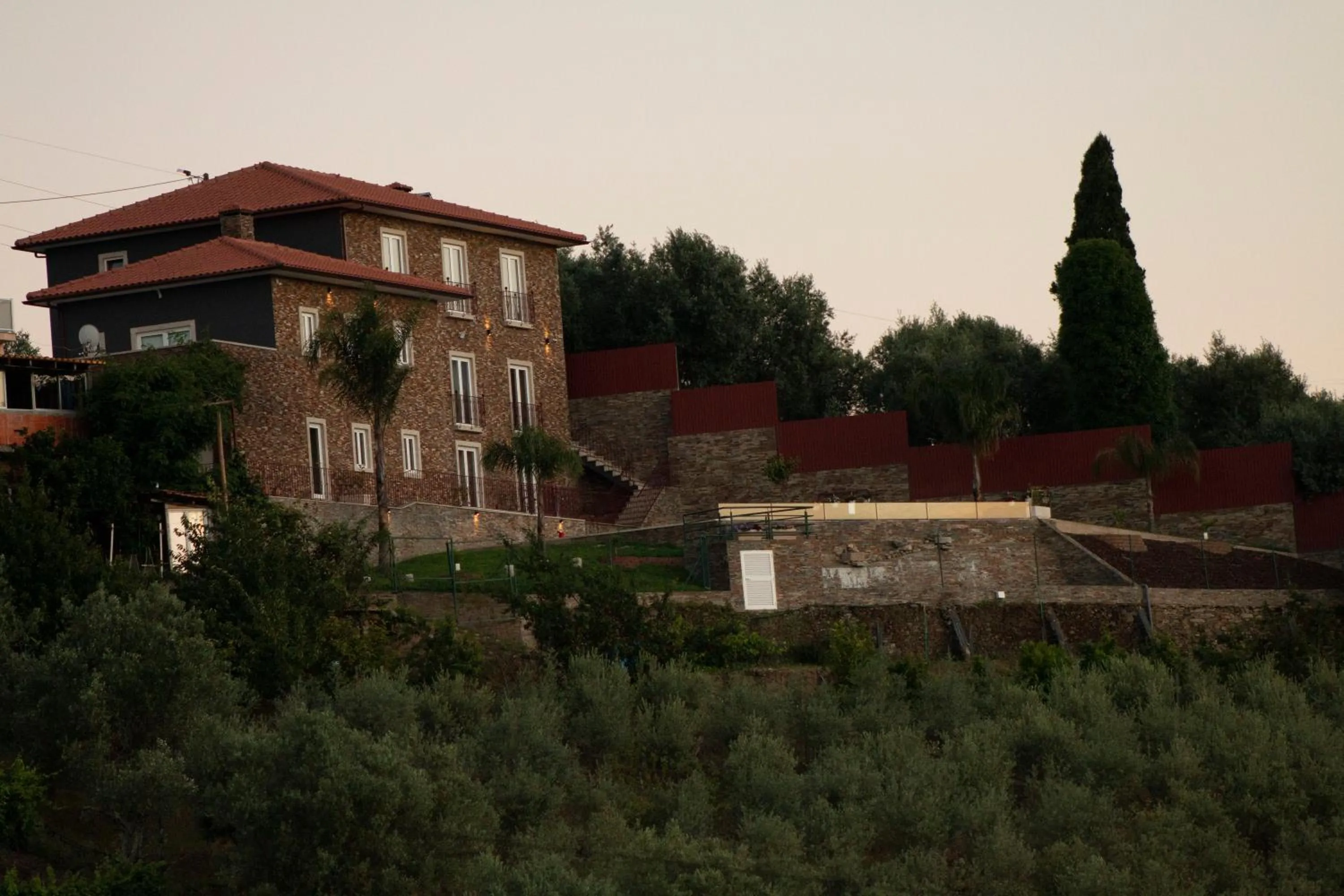 Property building in Golden Mirror