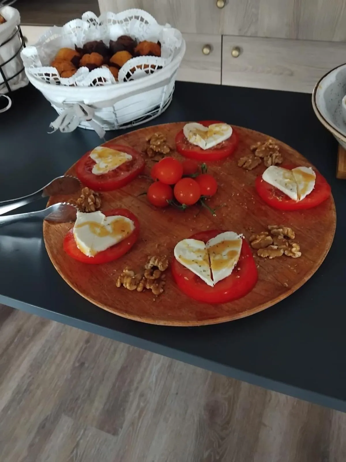 Breakfast in Golden Mirror