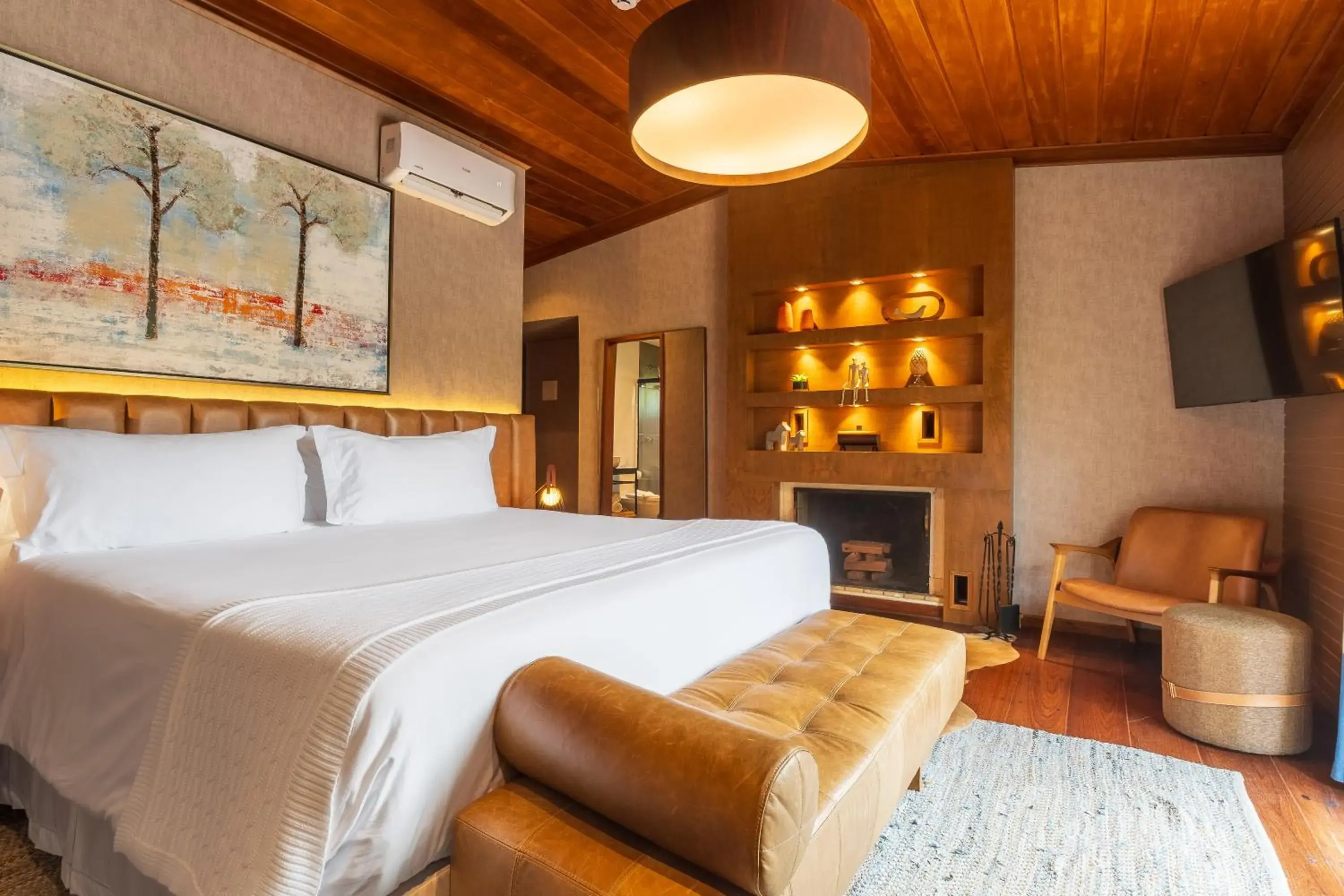 King Suite with Pool View in Pousada Boutique Figueira da Serra King Suite with Pool View in Pousada Boutique Figueira da Serra