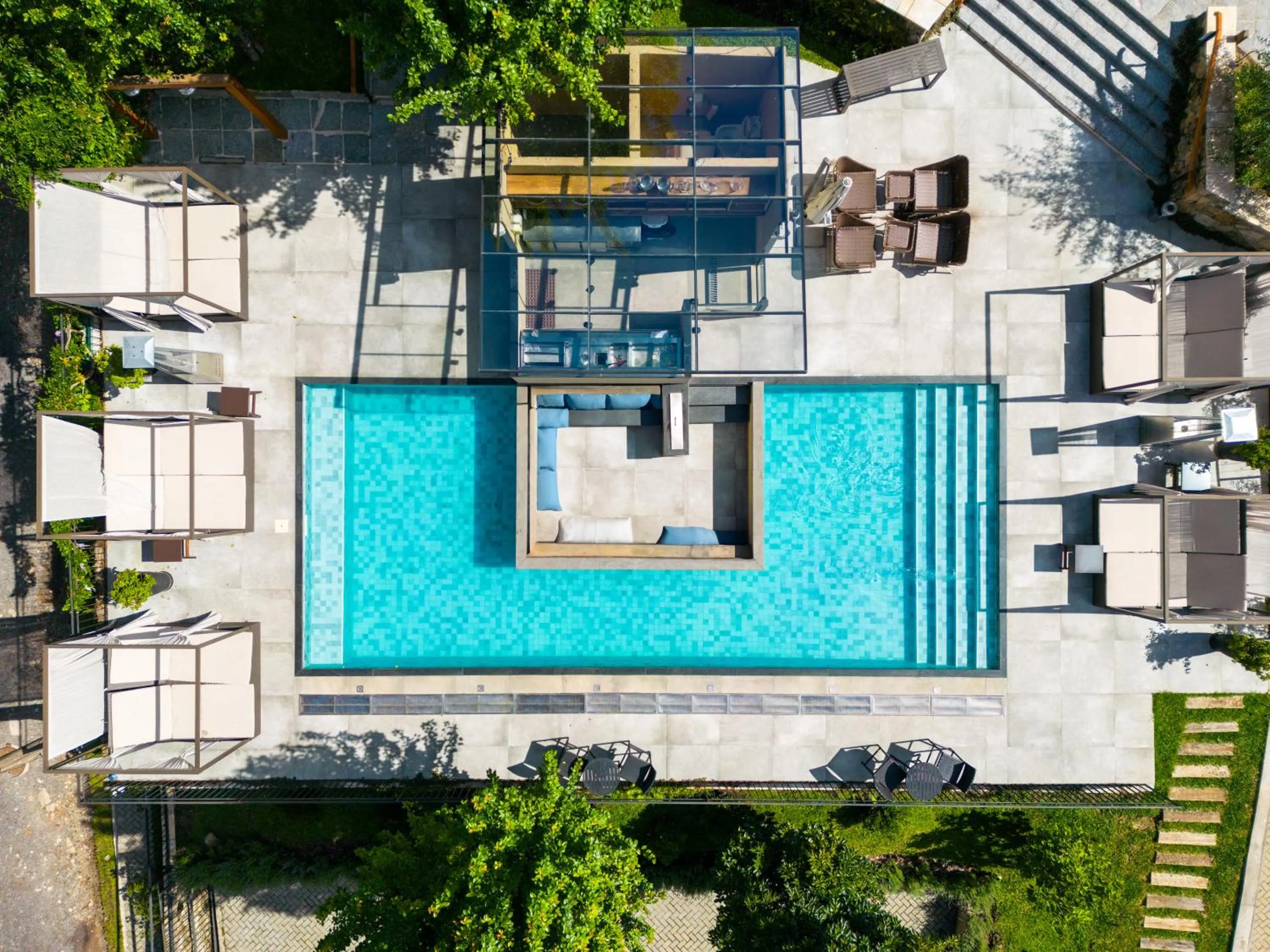 Swimming pool in Pousada Boutique Figueira da Serra