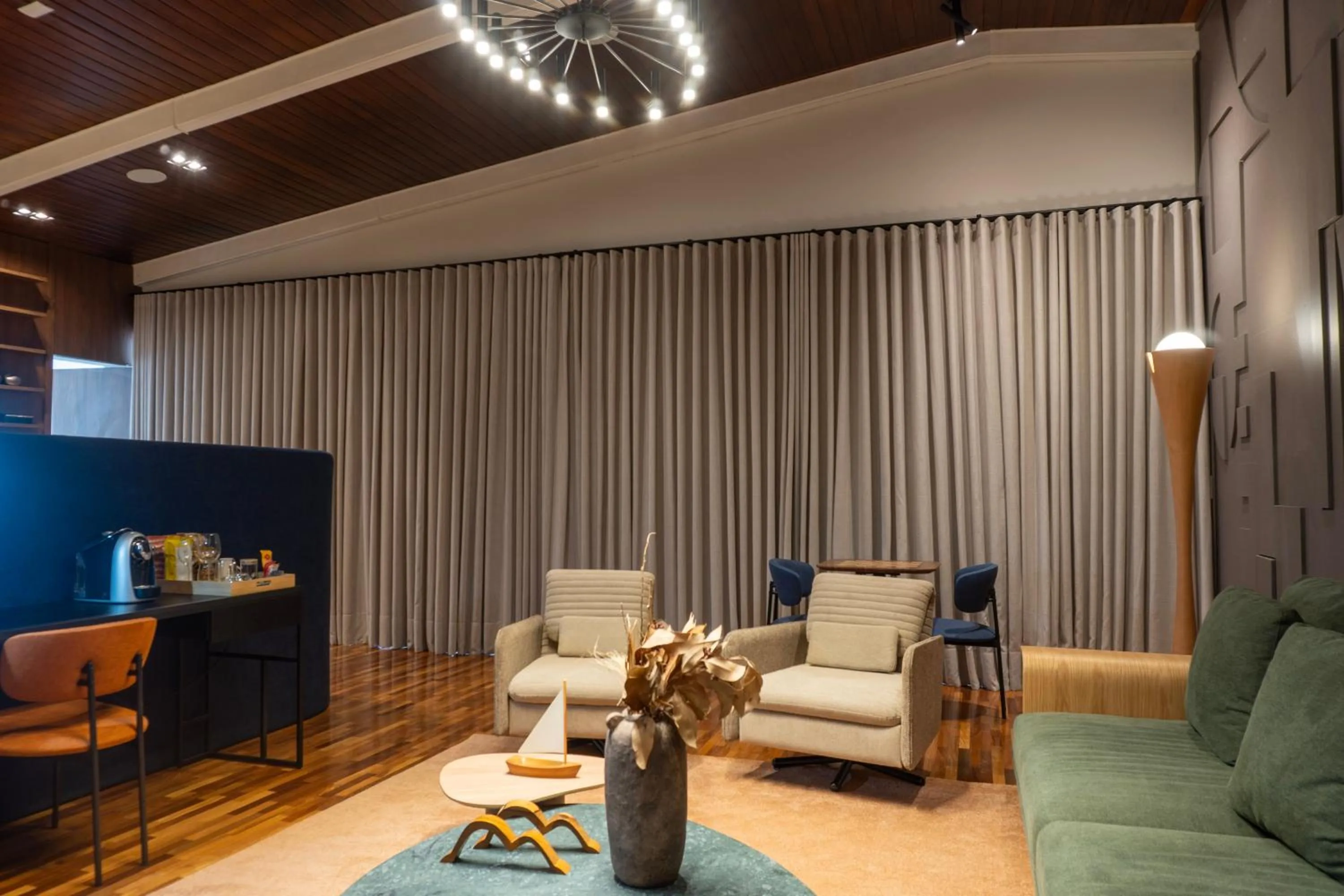 TV and multimedia in Pousada Boutique Figueira da Serra