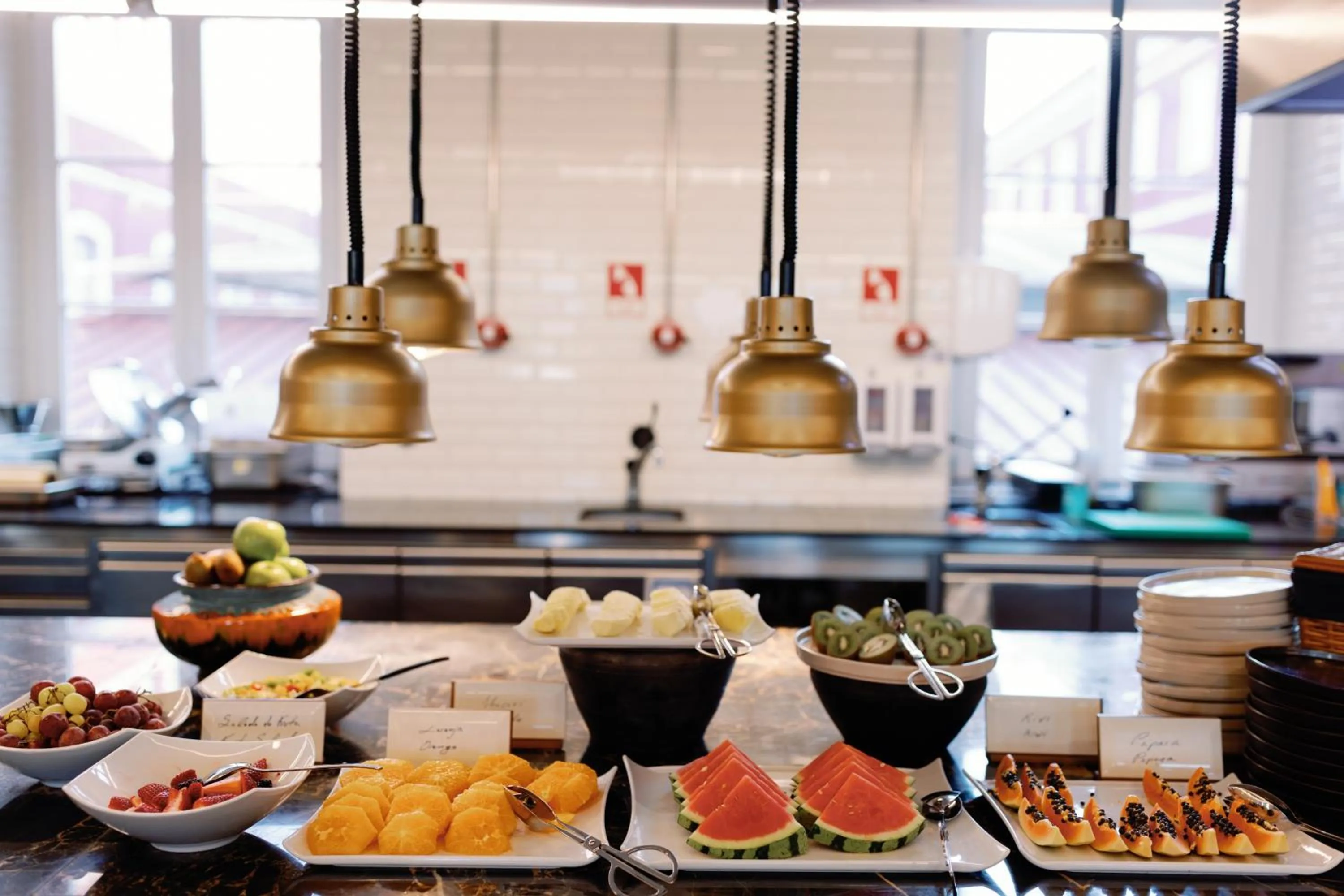 Buffet breakfast in The Editory Riverside Hotel, an Historic Hotel
