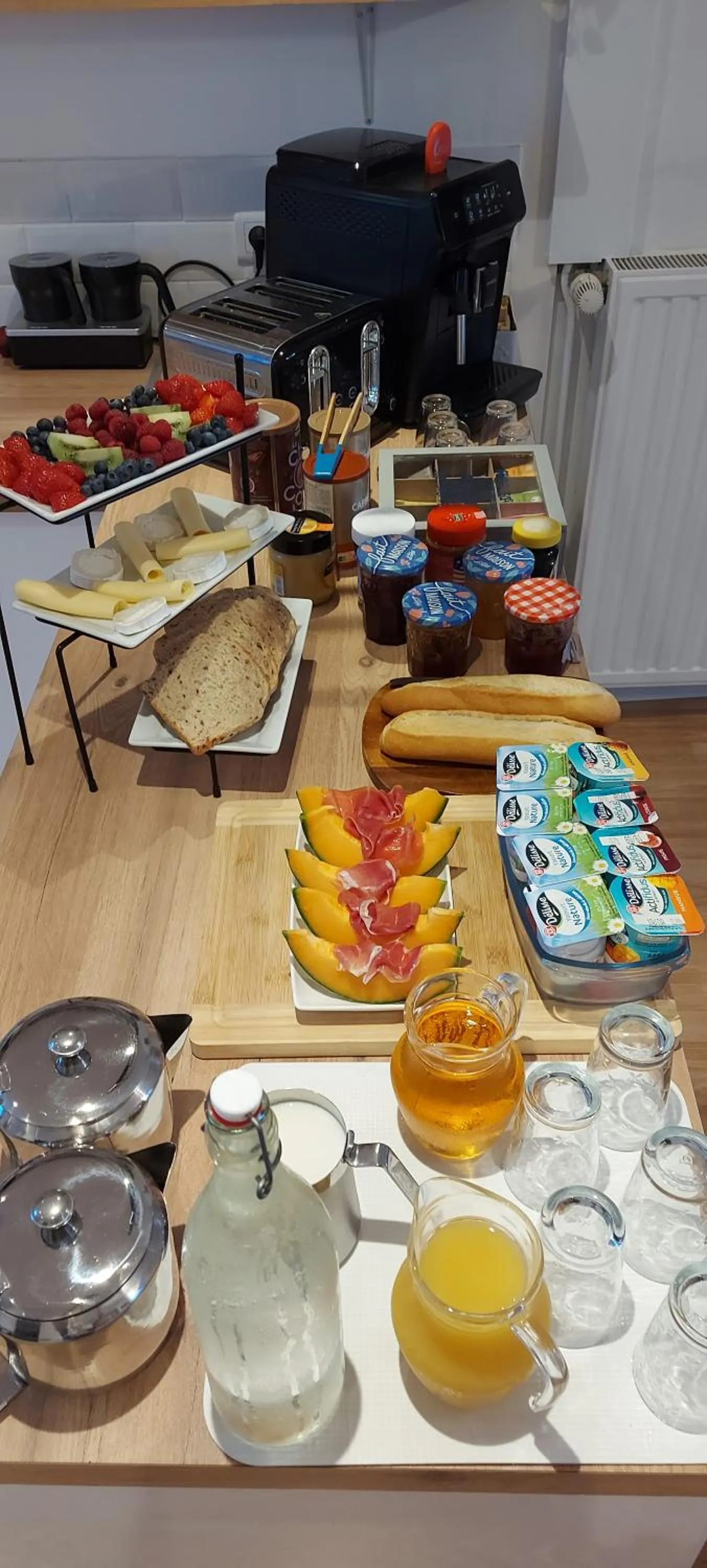 Buffet breakfast in Sycamore House